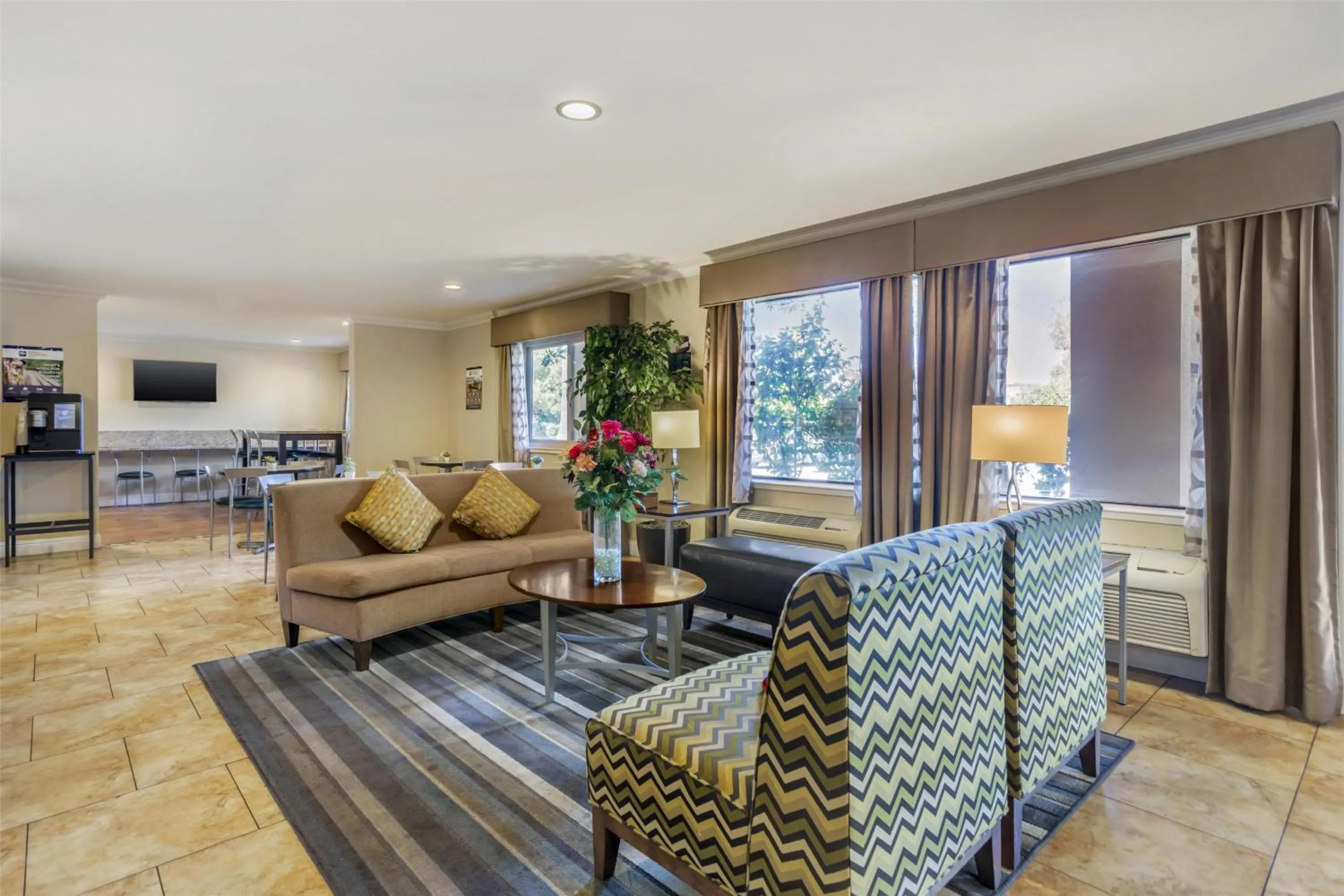 Lobby or reception in Best Western Plus Pleasanton Inn