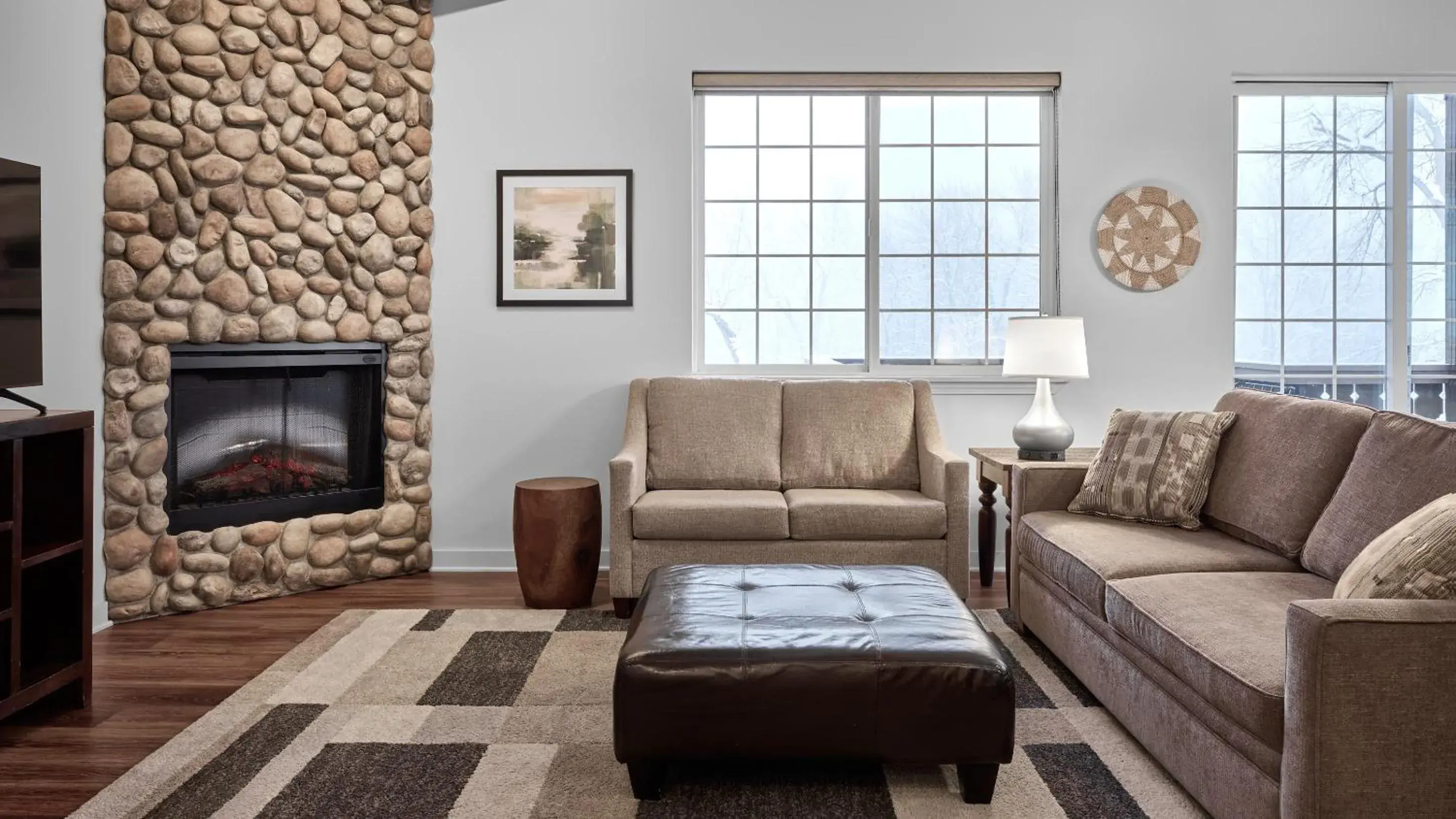 Wunderbar Condo - 2BR/2BA Condo - Downtown location - NO meals included in Obertal Inn Wunderbar Condo - 2BR/2BA Condo - Downtown location - NO meals included in Obertal Inn