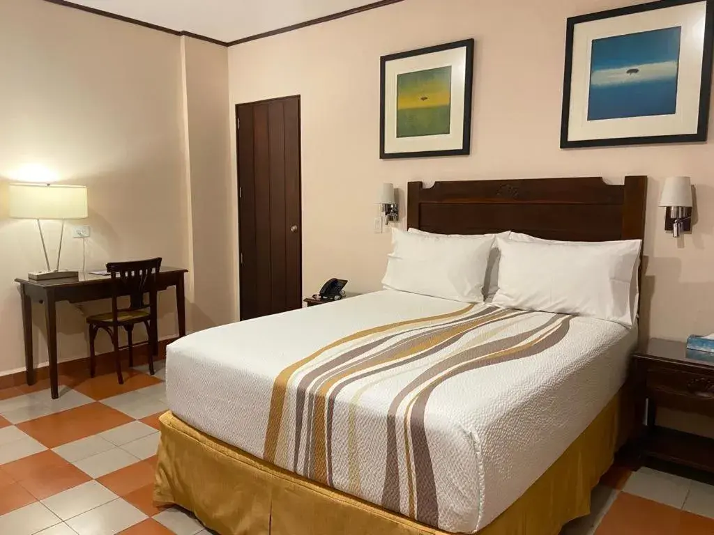 Standard Queen Room - single occupancy in City Centro by Marriott La Recoleccion, Nicaragua Standard Queen Room - single occupancy in City Centro by Marriott La Recoleccion, Nicaragua