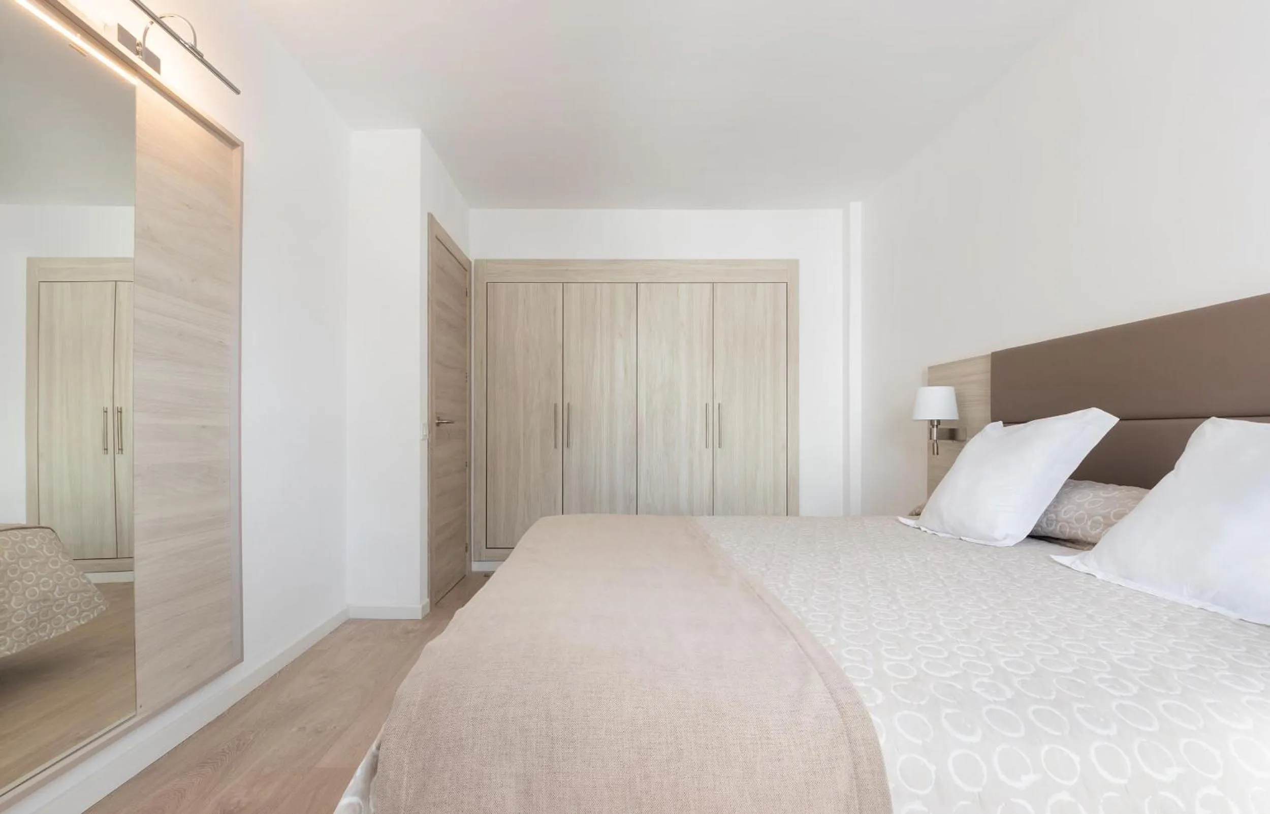 Bed in Hotel Palia Puerto del Sol 3 Sup