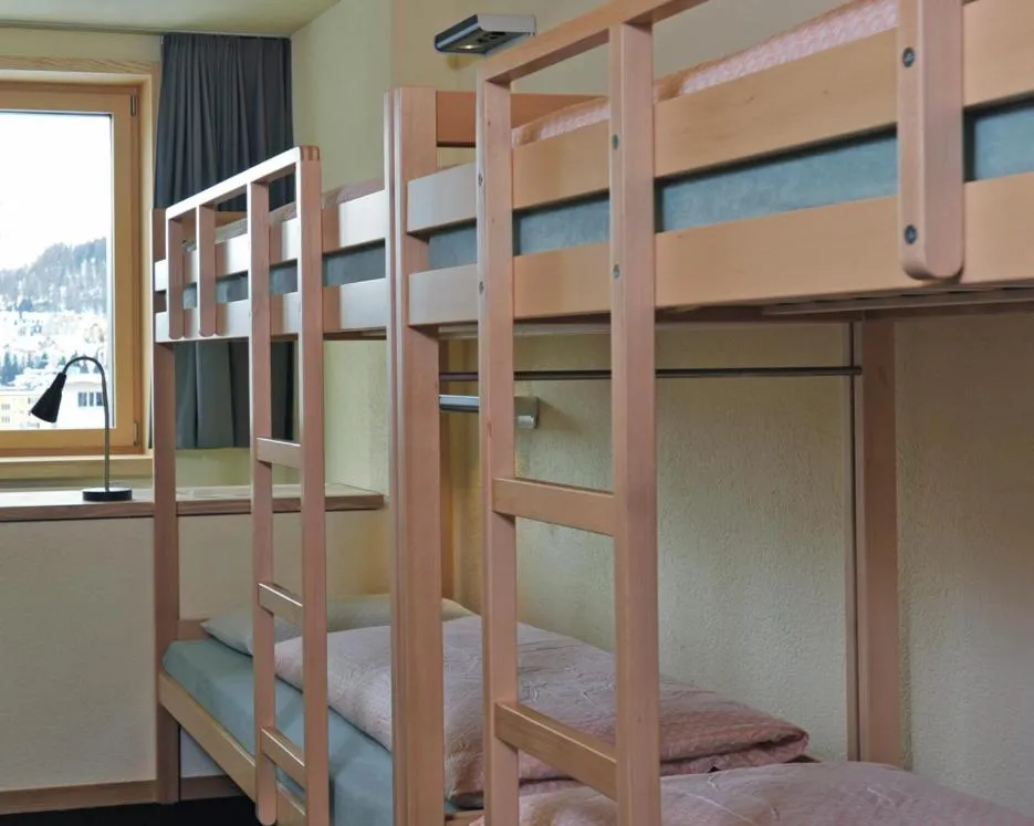 Bedroom, Bed in St. Moritz Youth Hostel