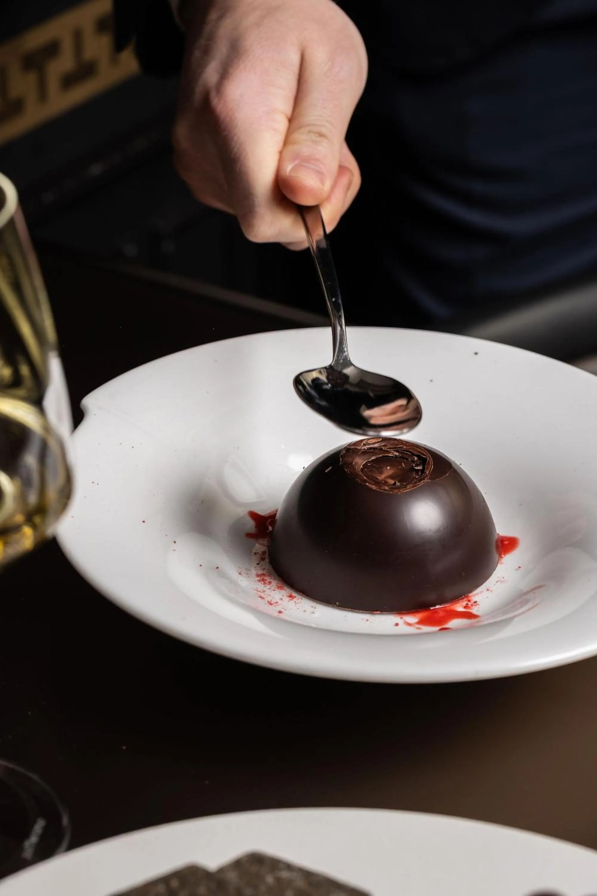 Food and drinks in 60 Hyde Park Gate Hotel