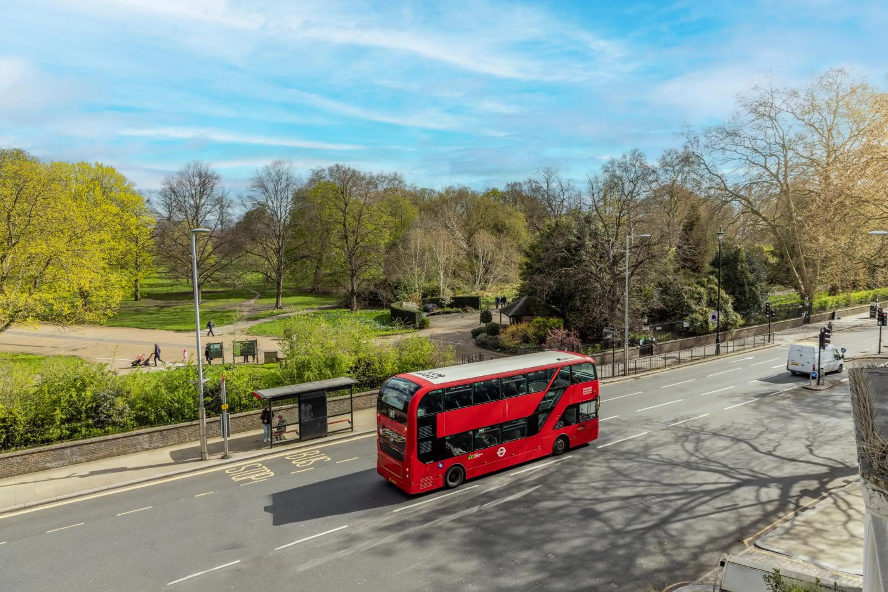 Street view in 60 Hyde Park Gate Hotel