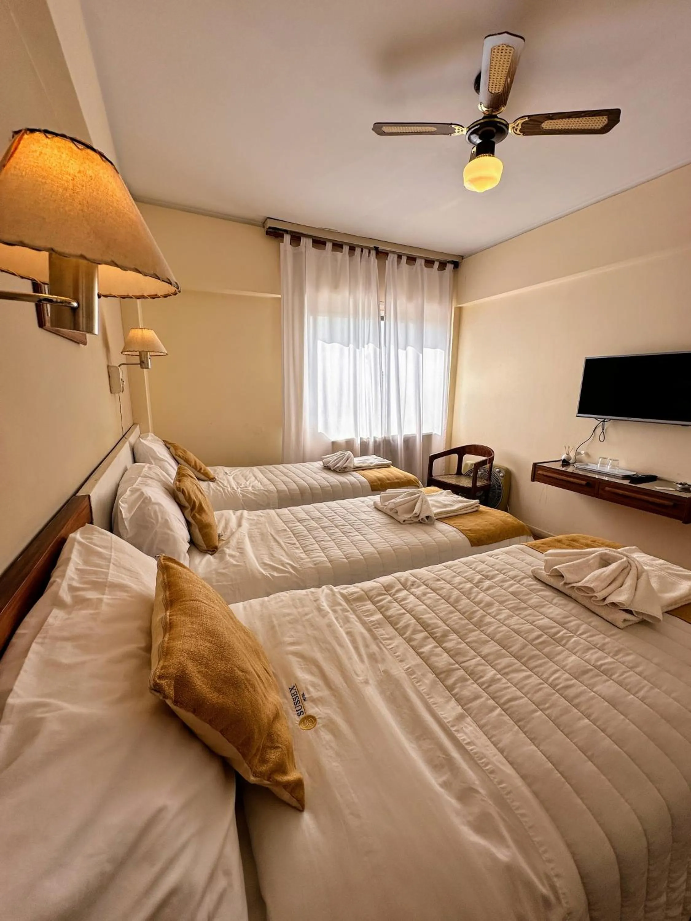 Other, Bed in Hotel Sussex