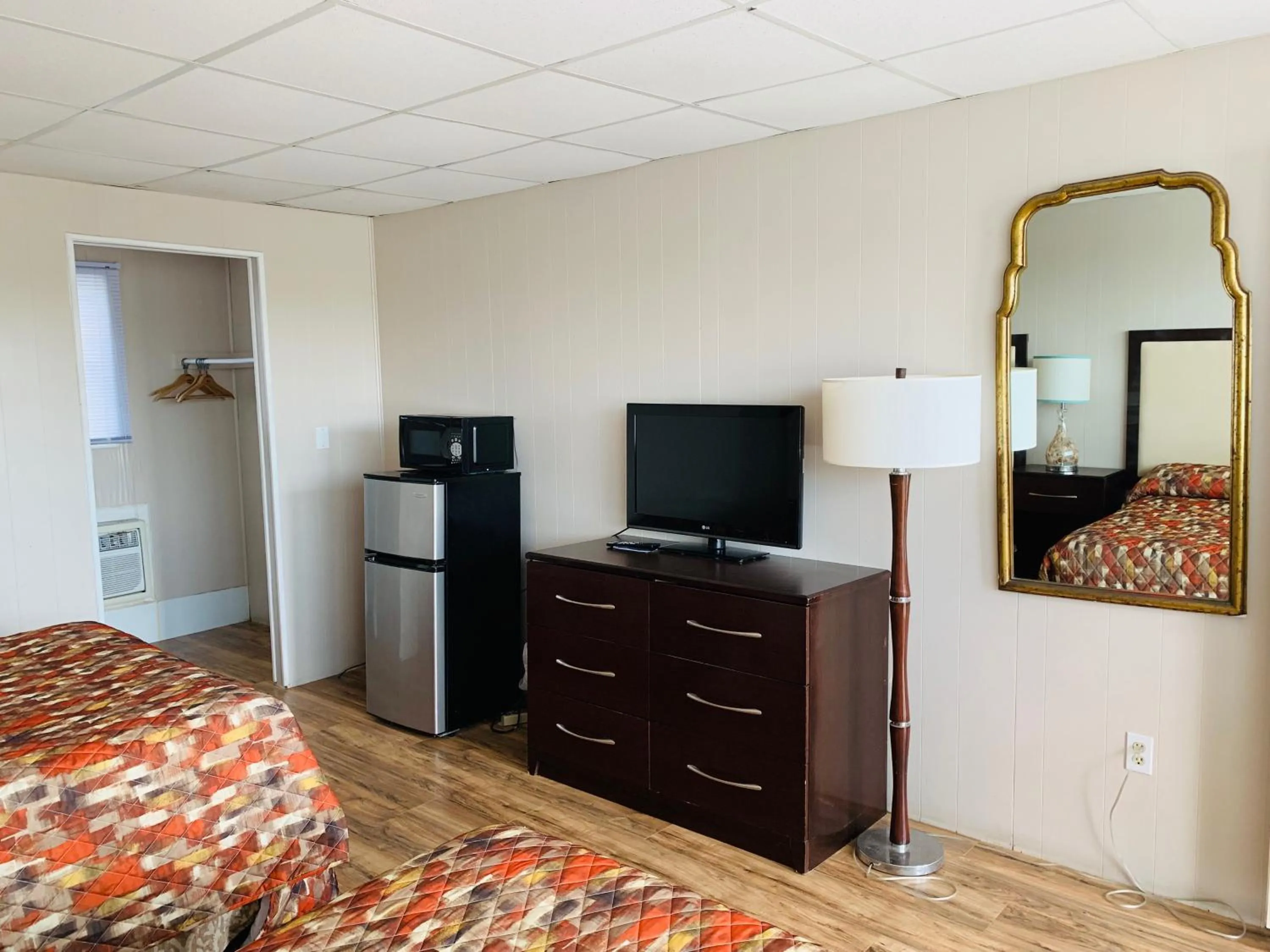 TV and multimedia, Bed in Cabana Motel