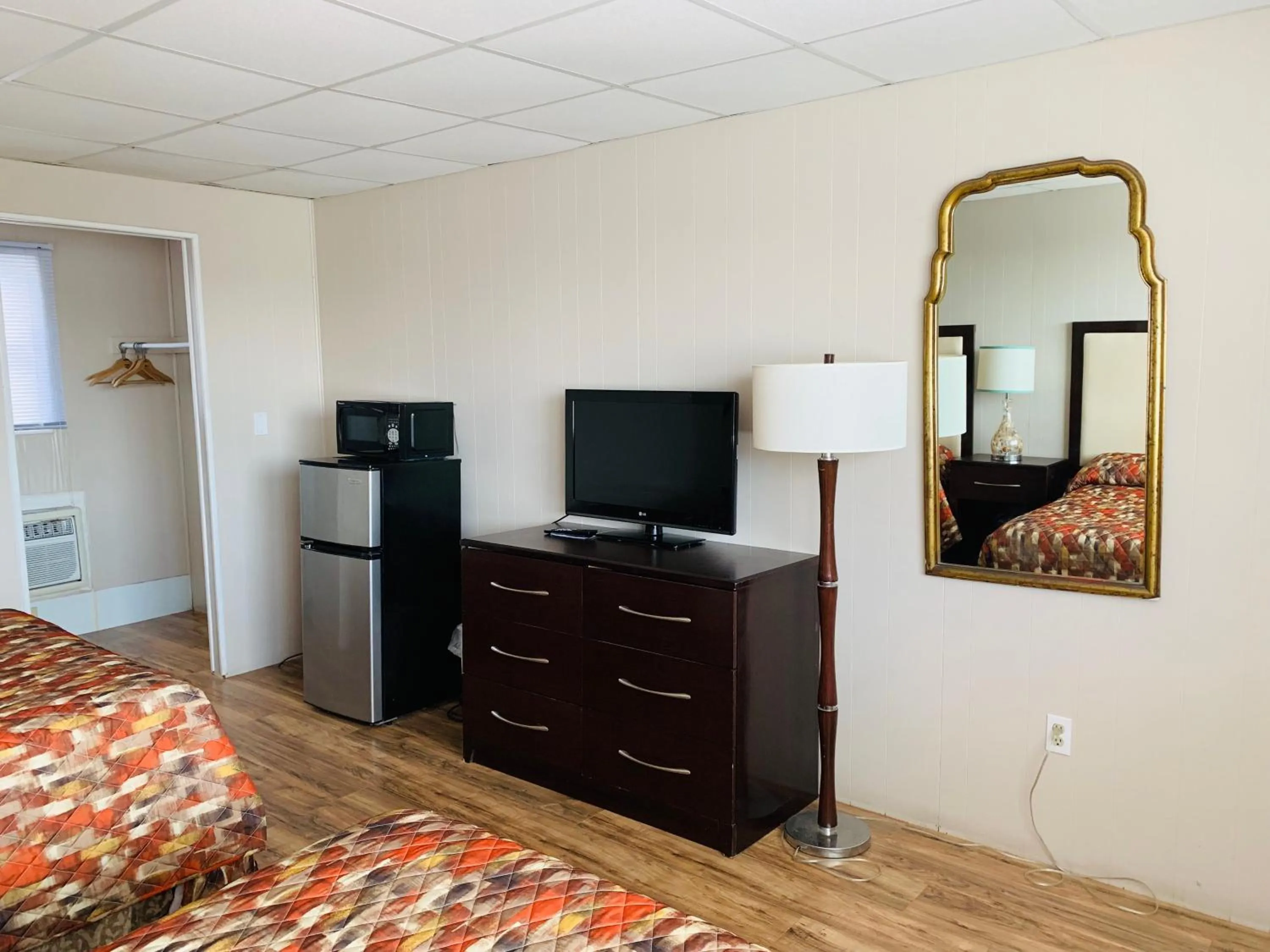 TV and multimedia, Bed in Cabana Motel