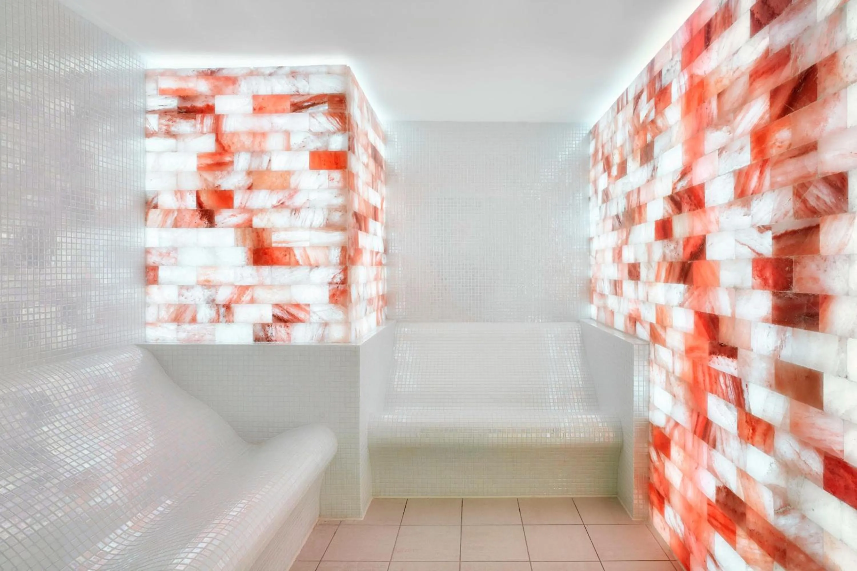 Spa and wellness centre/facilities in Sheraton Grand Hotel & Spa