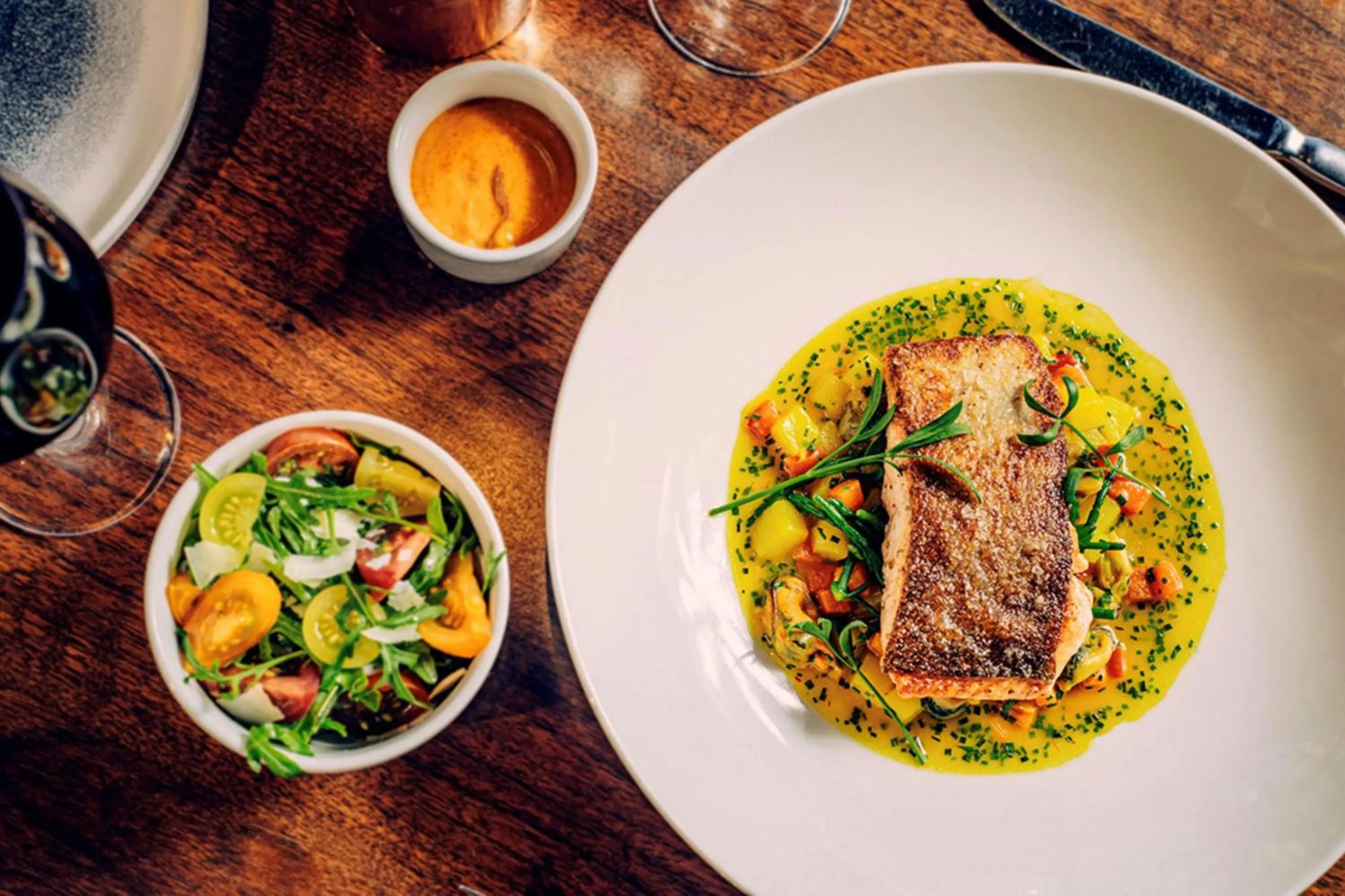 Restaurant/places to eat in Sheraton Grand Hotel & Spa