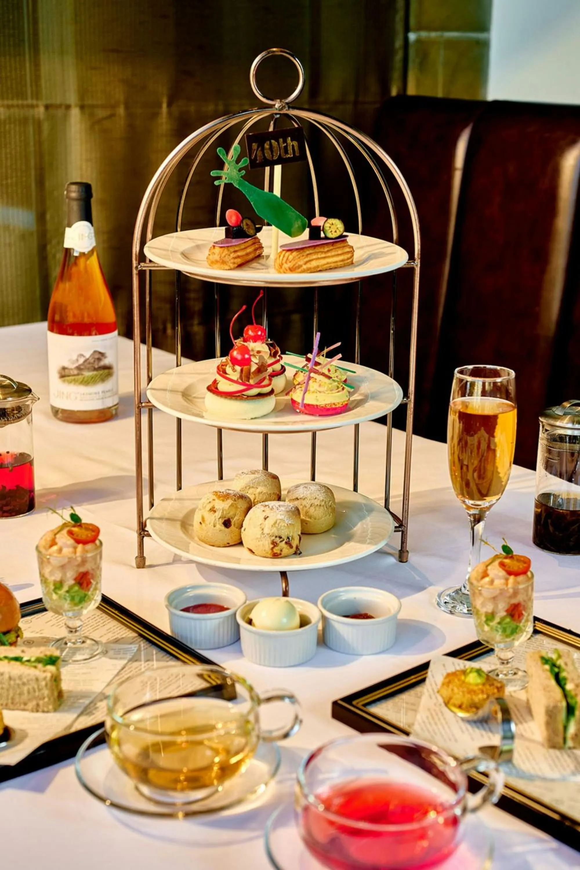 Restaurant/places to eat in Sheraton Grand Hotel & Spa