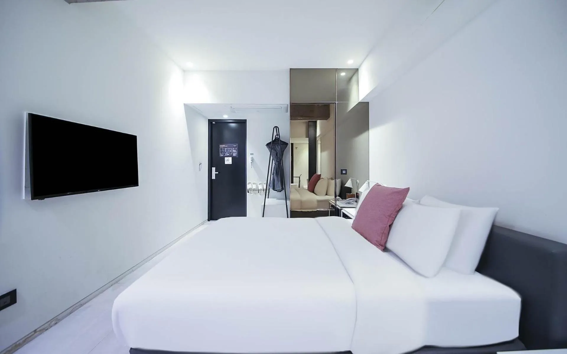 Bed in BROWN DOT Hotel Dadaepo Beach