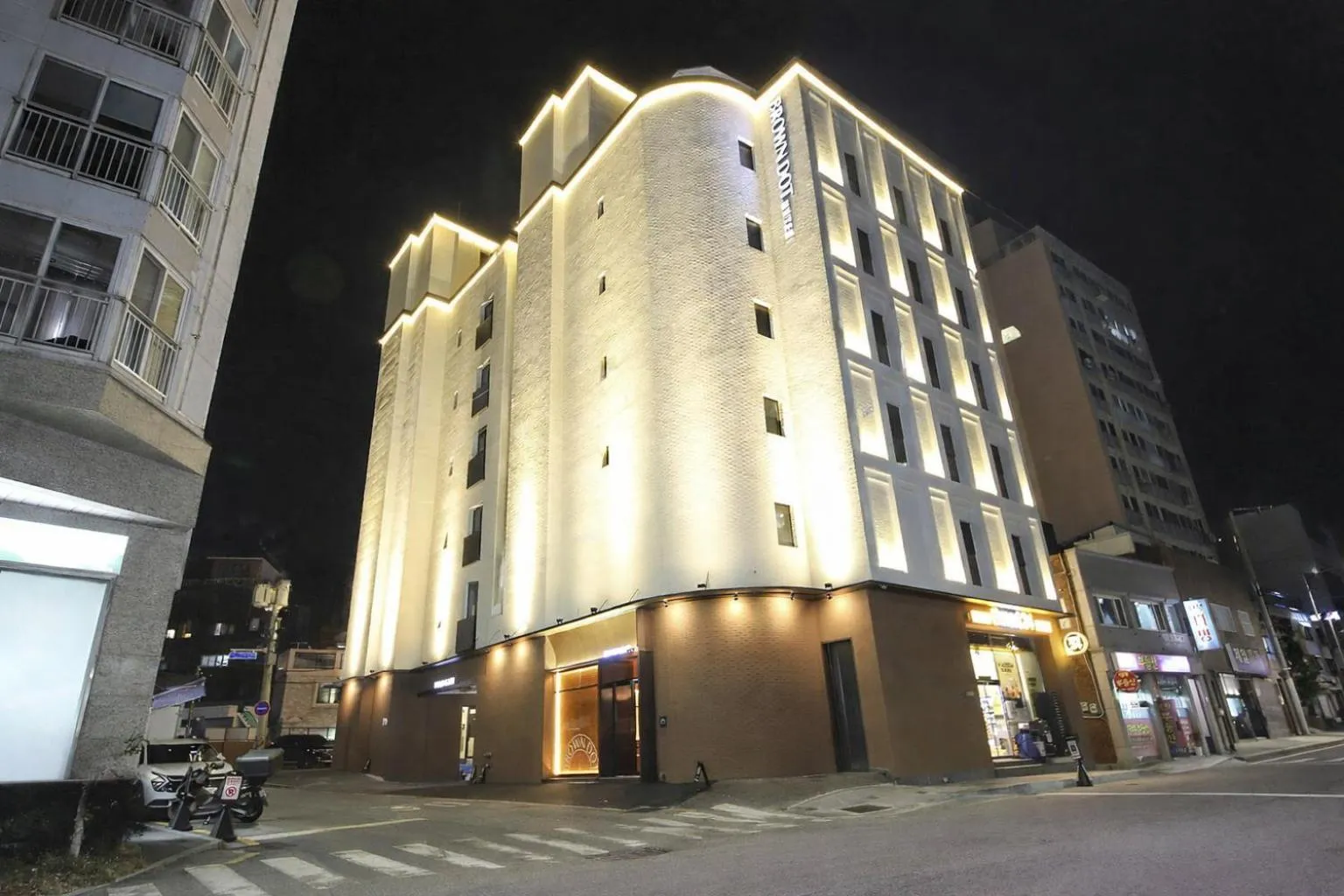 BROWN DOT Hotel Dadaepo Beach