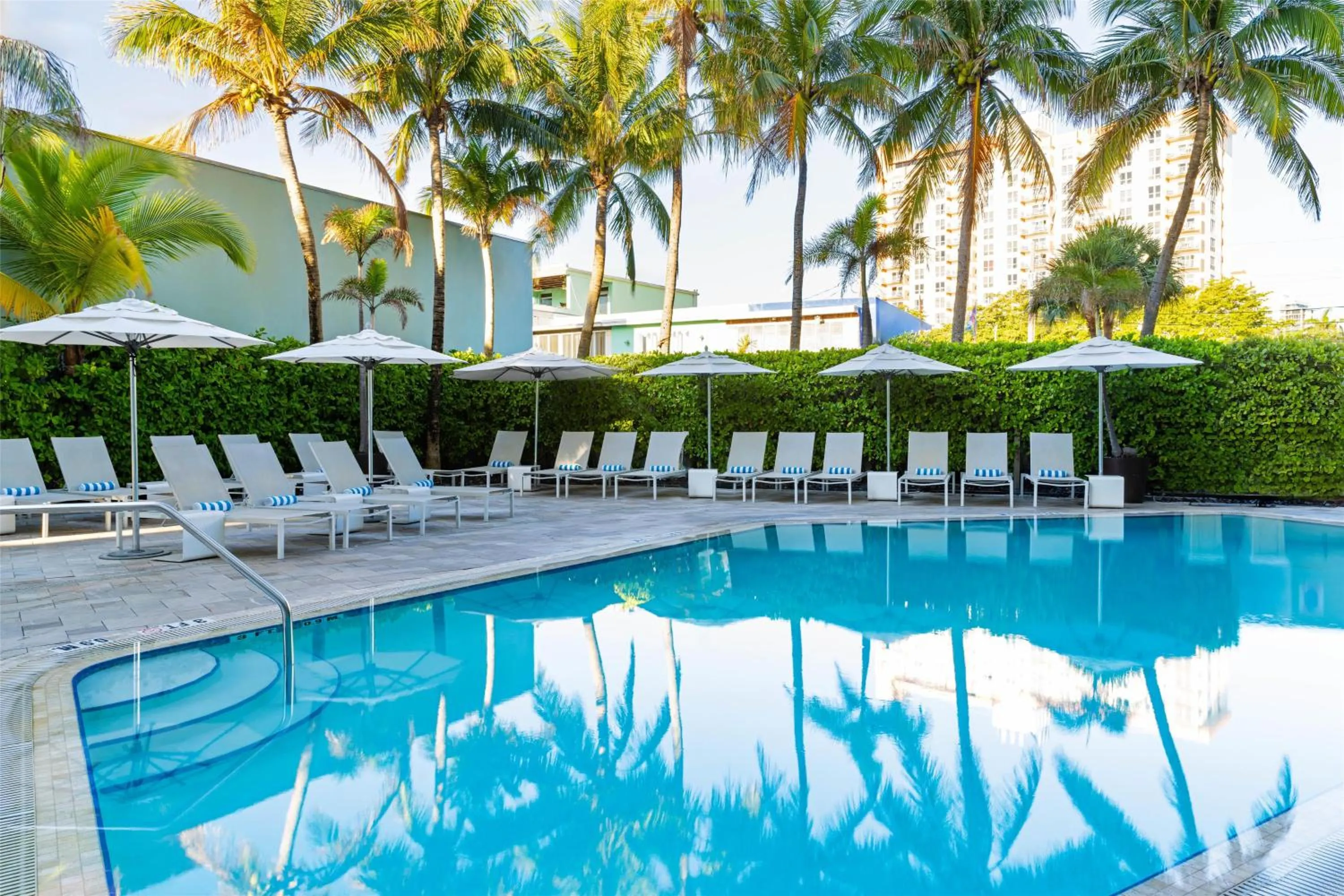 Pool view in Sonesta Fort Lauderdale Beach