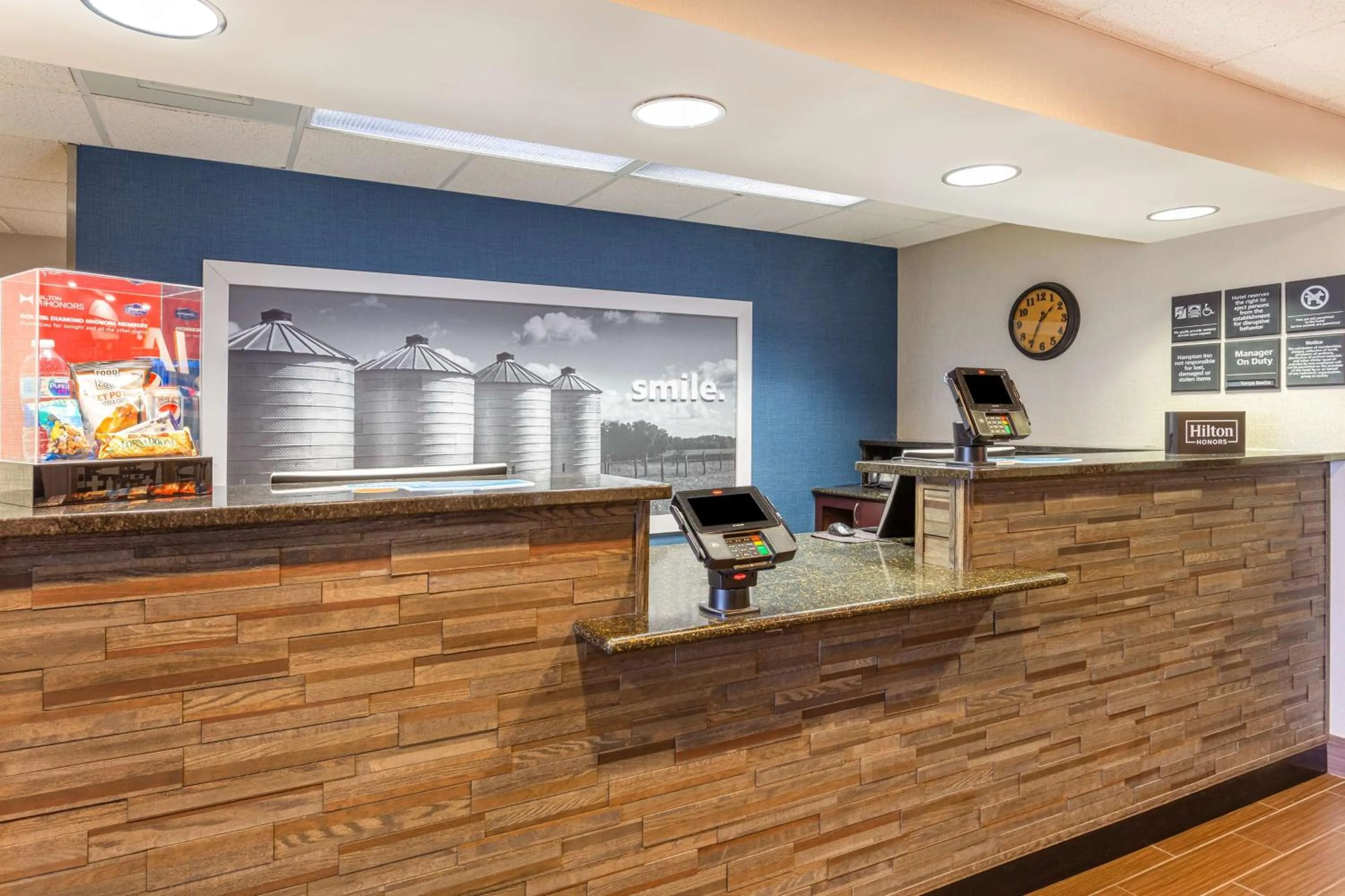 Lobby or reception in Hampton Inn Eau Claire