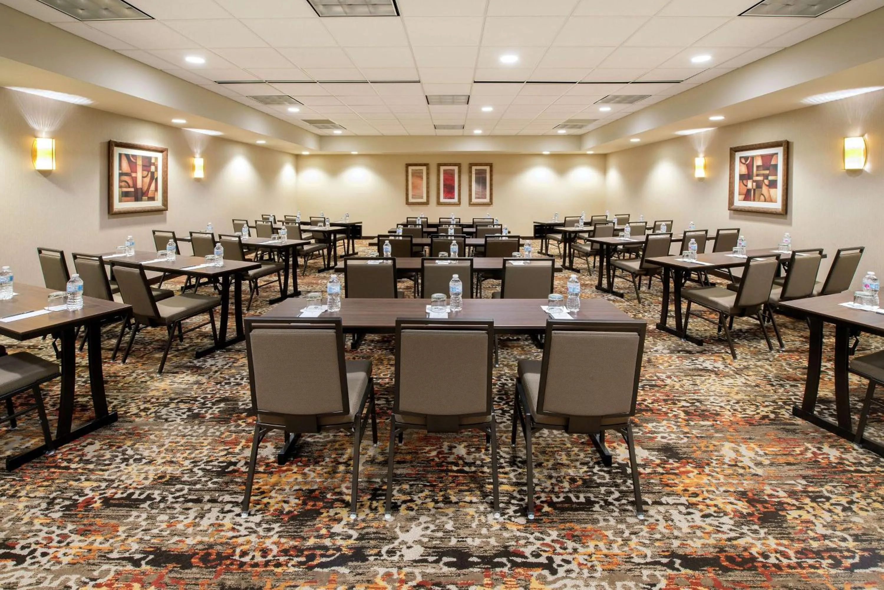 Meeting/conference room in Embassy Suites Huntsville