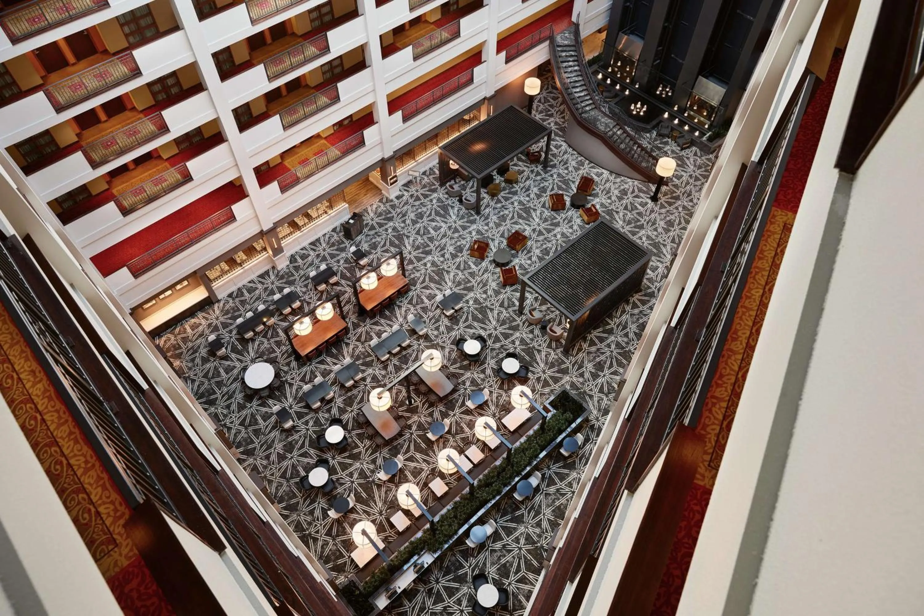 Lobby or reception in Embassy Suites Huntsville