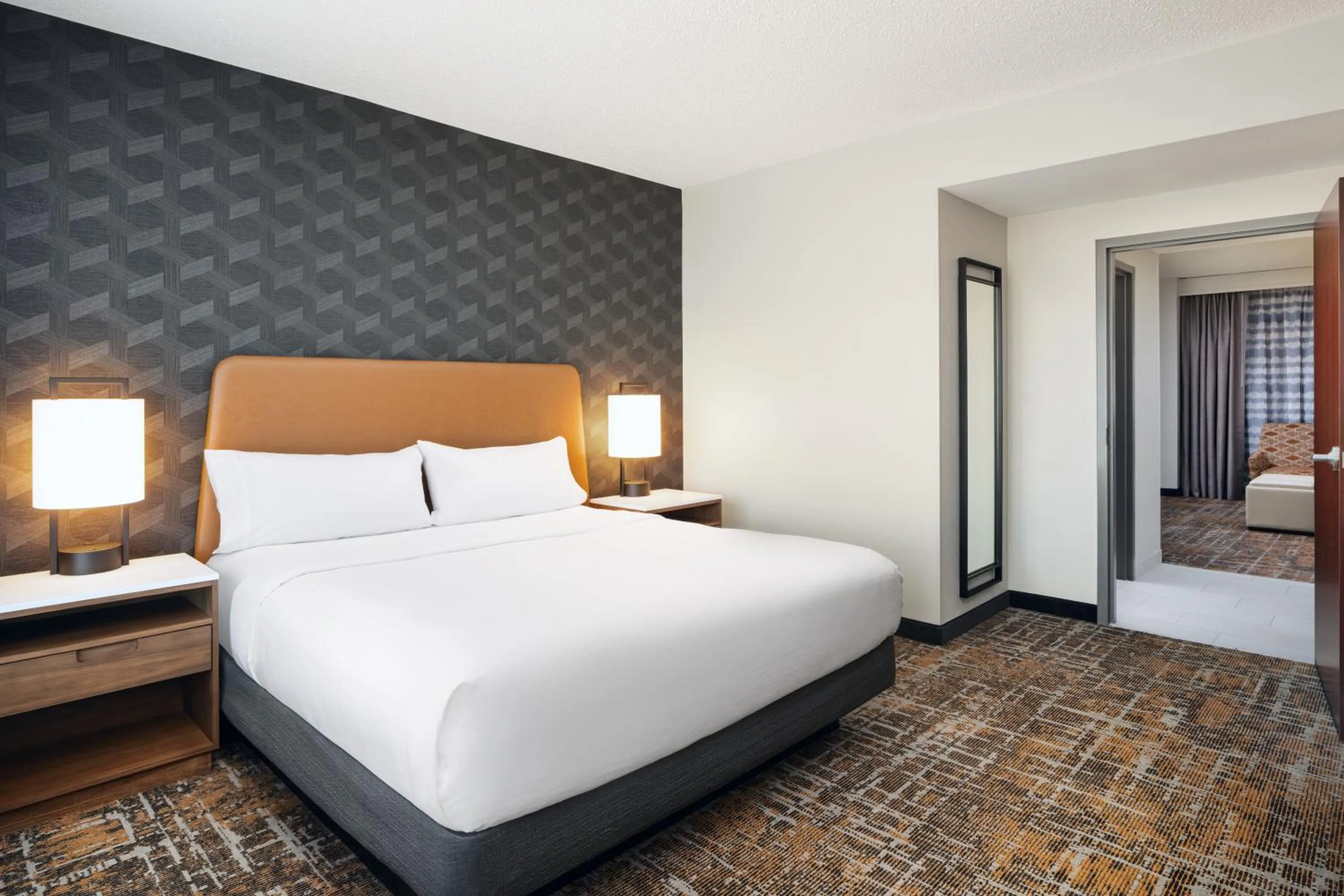 Bed in Embassy Suites Huntsville