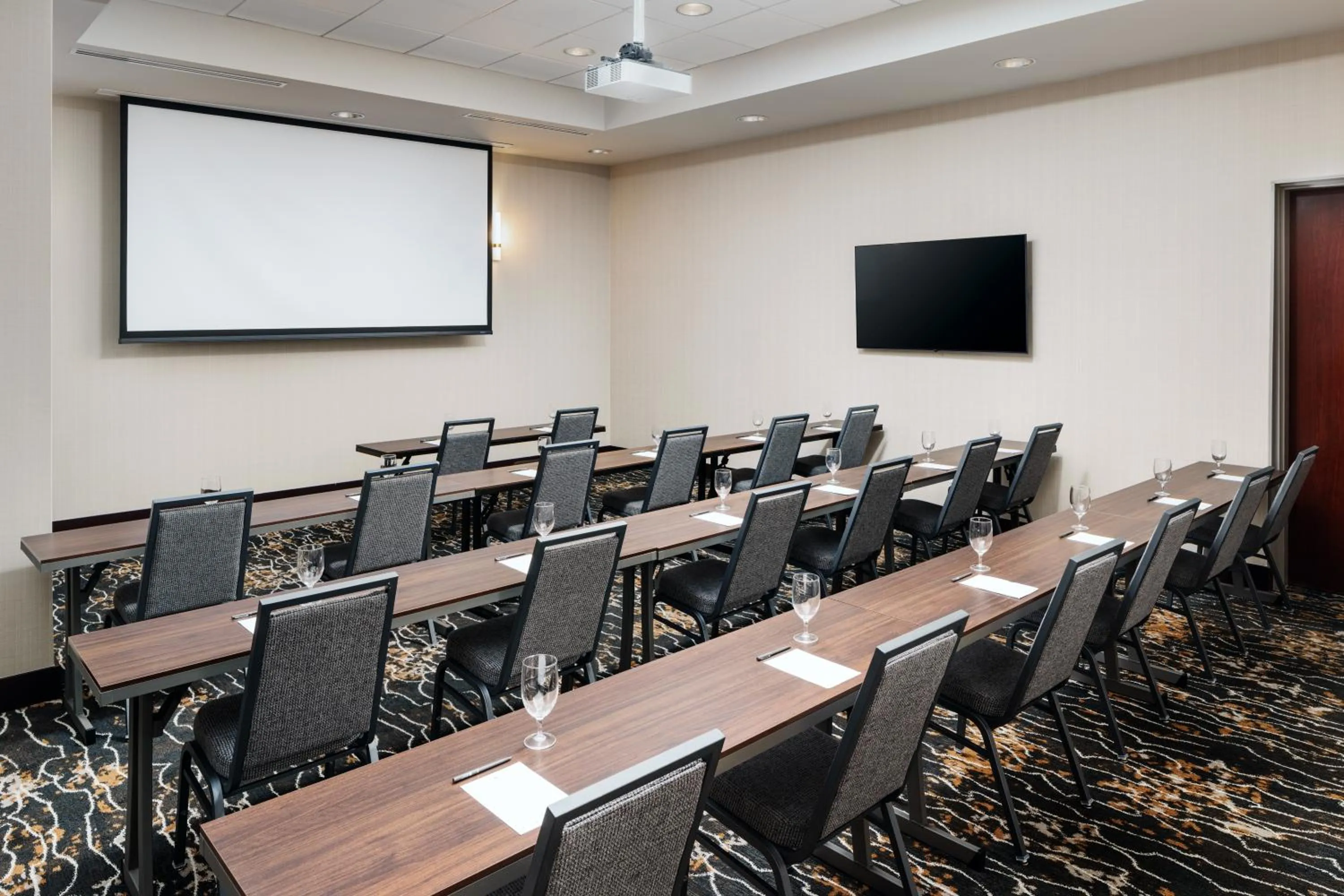 Meeting/conference room in Embassy Suites Huntsville