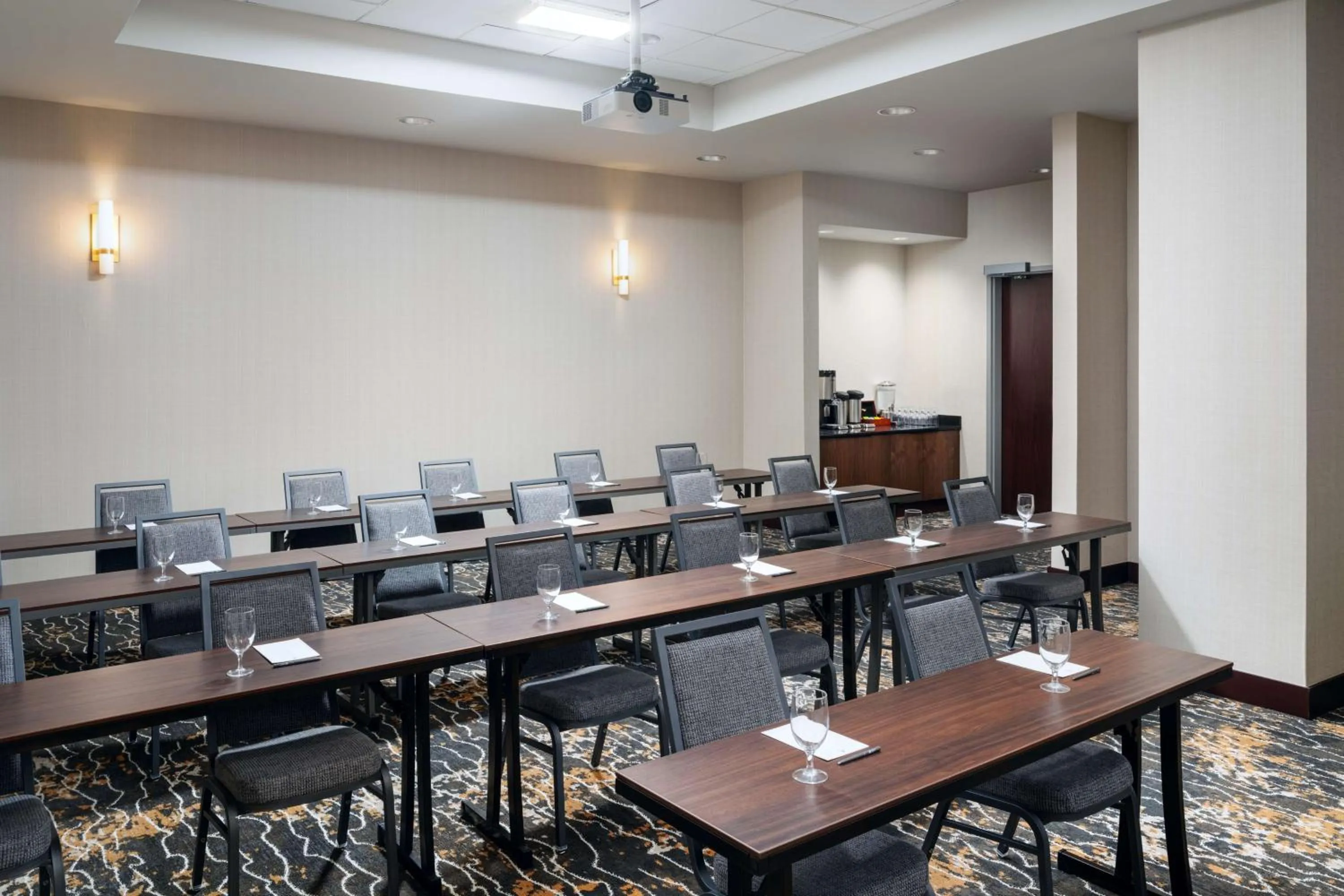 Meeting/conference room in Embassy Suites Huntsville