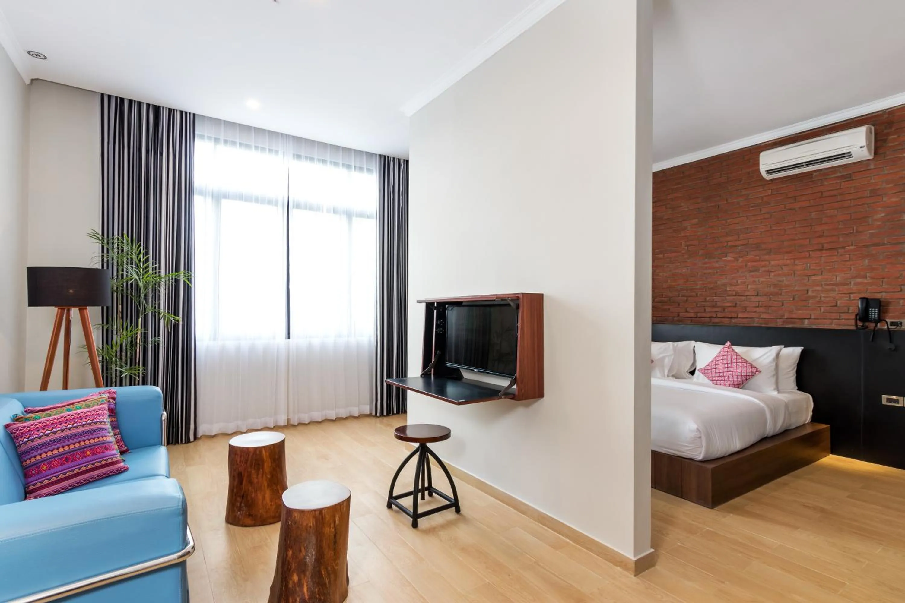 Photo of the whole room, Bed in S Loft Manado