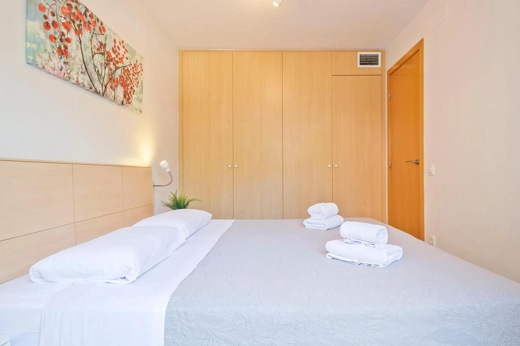 Bedroom, Bed in Apartamentos Velor