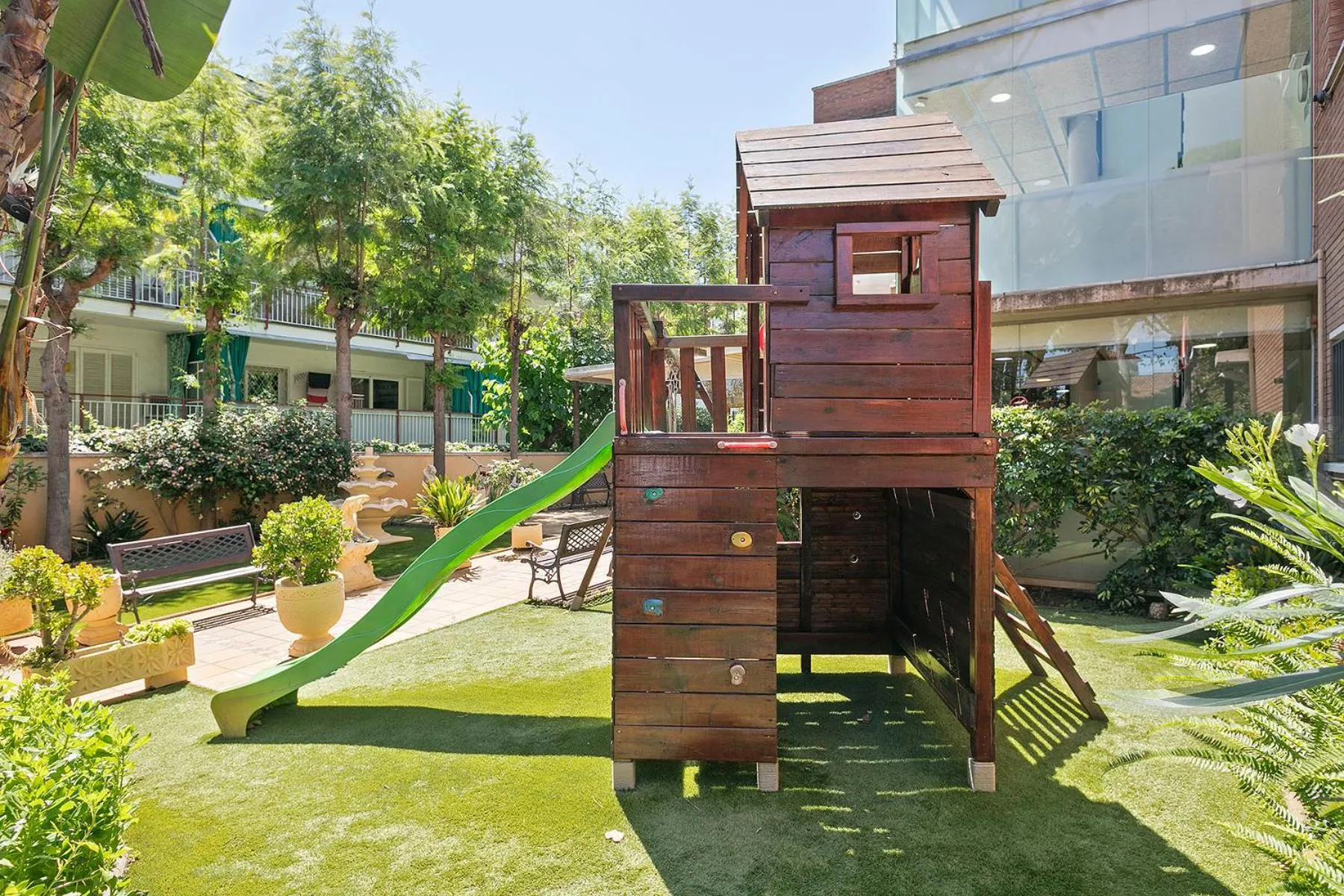 Children play ground in Apartamentos Velor