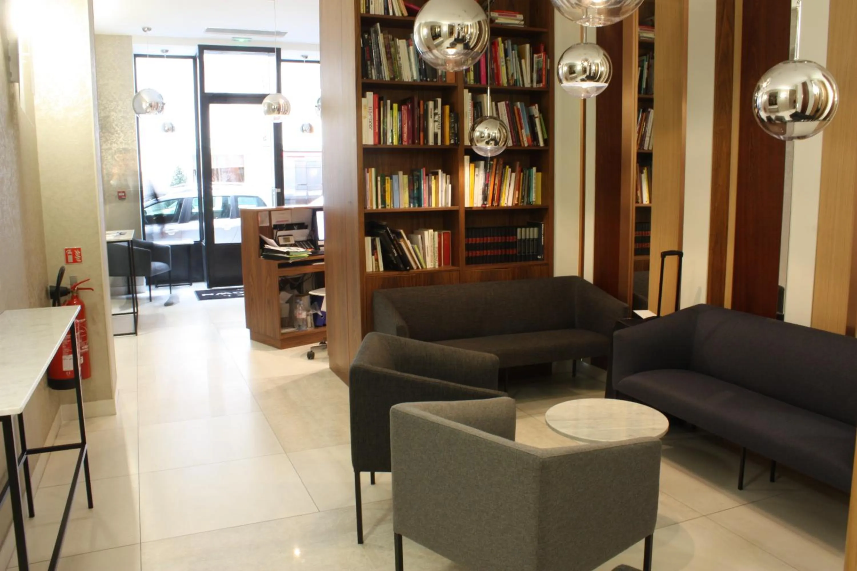 Library in Le Malown