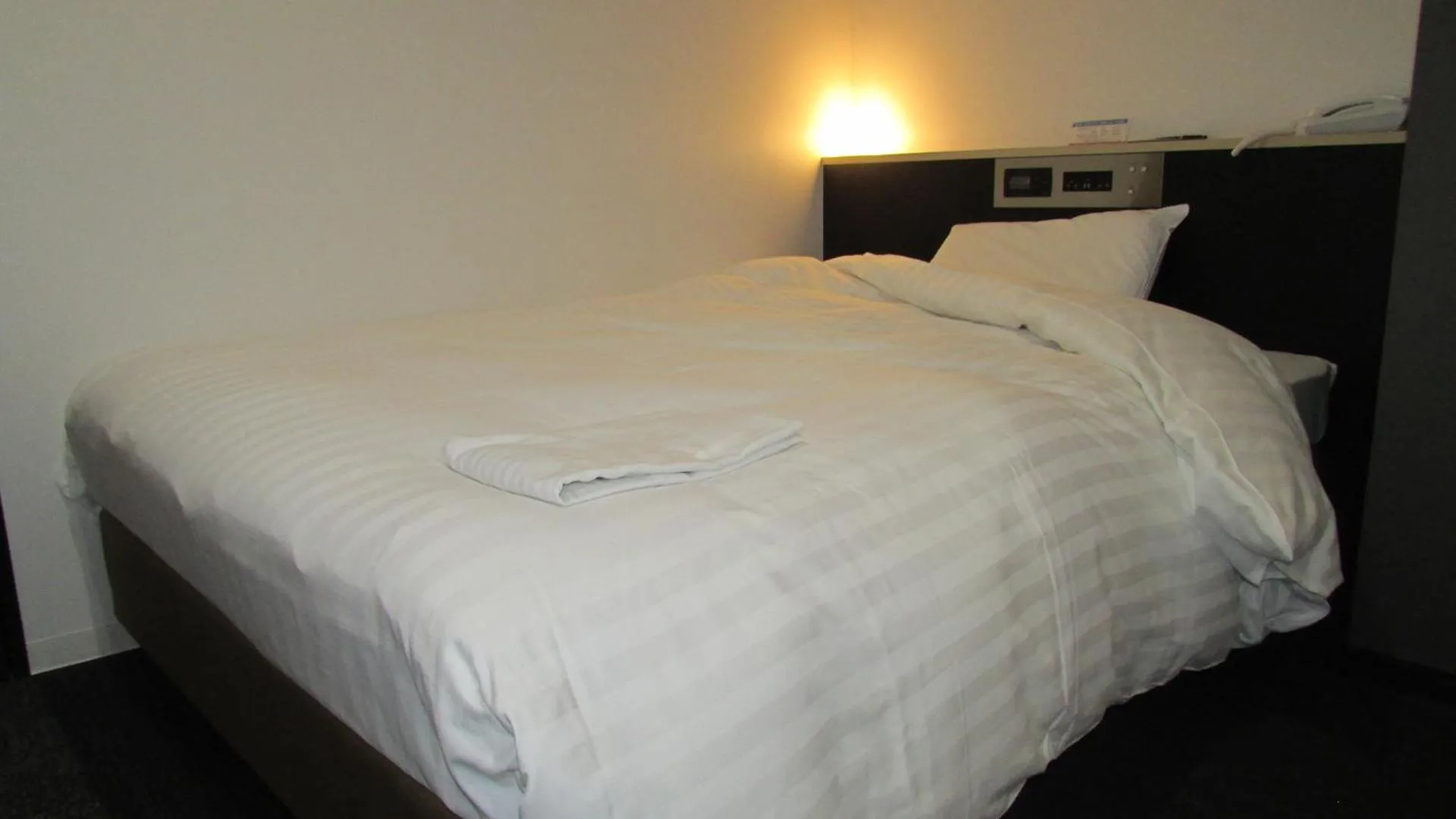 Bed in R Hotels Inn Hokkaido Asahikawa