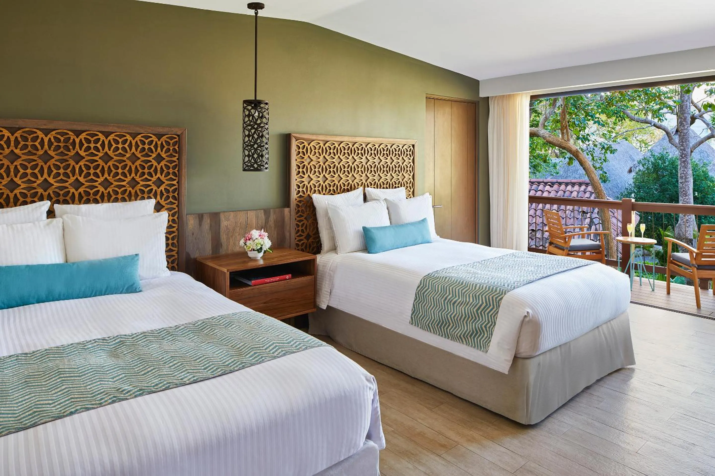 Bed in Secrets Papagayo All Inclusive - Adults Only