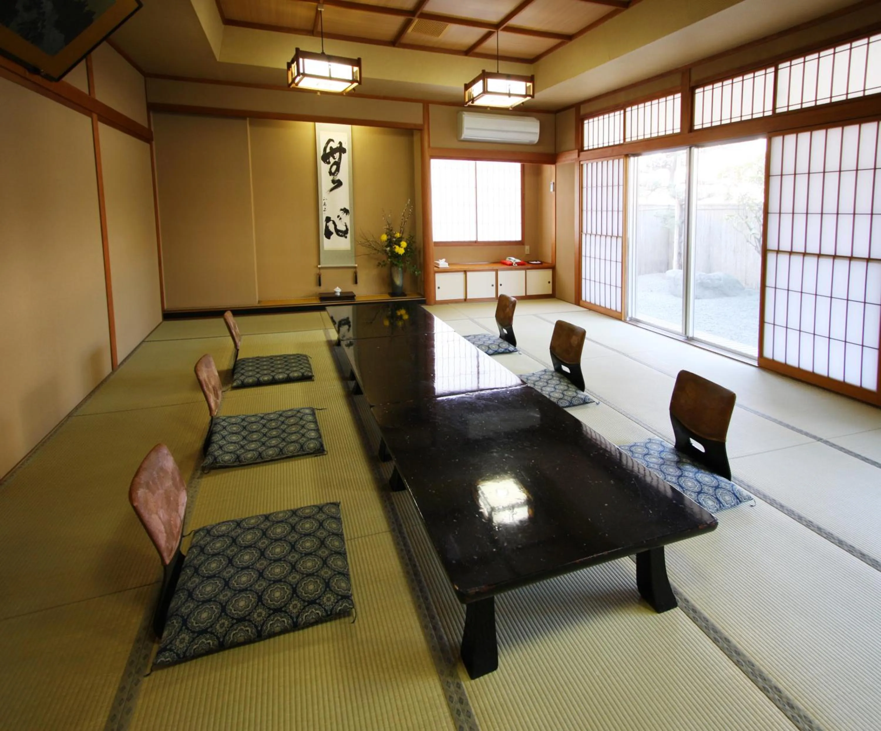 Seating area in Kohan No Yado Yoshidaya