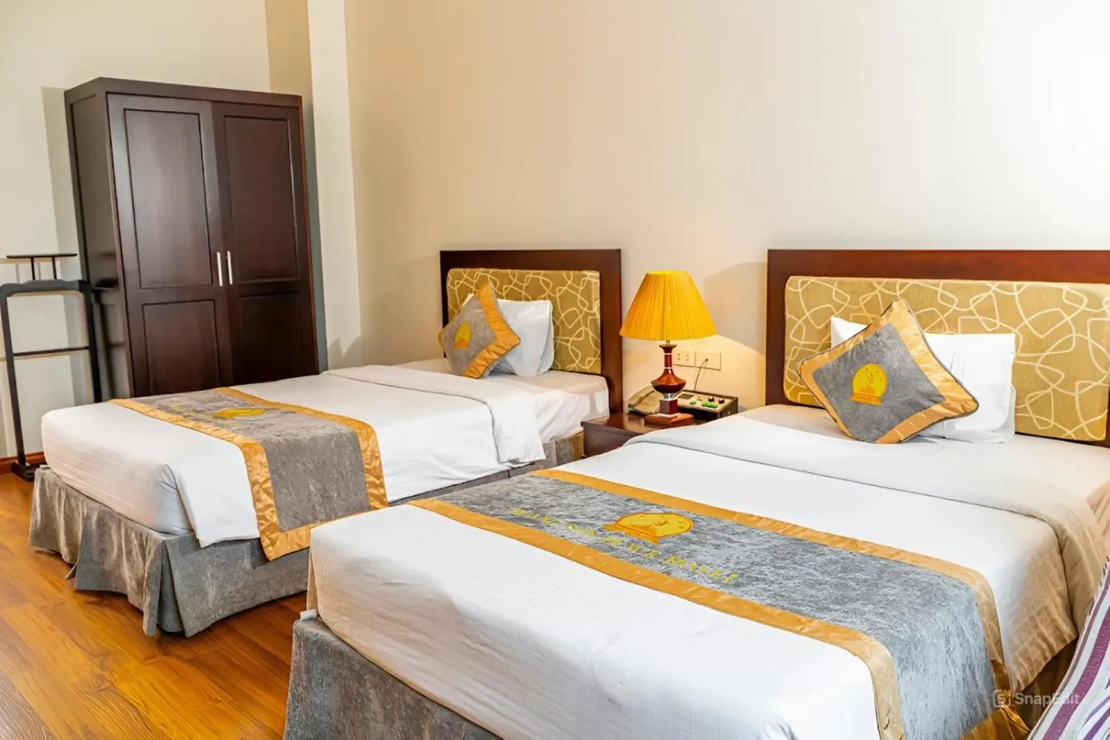 Bed in Hoang Son Peace Hotel