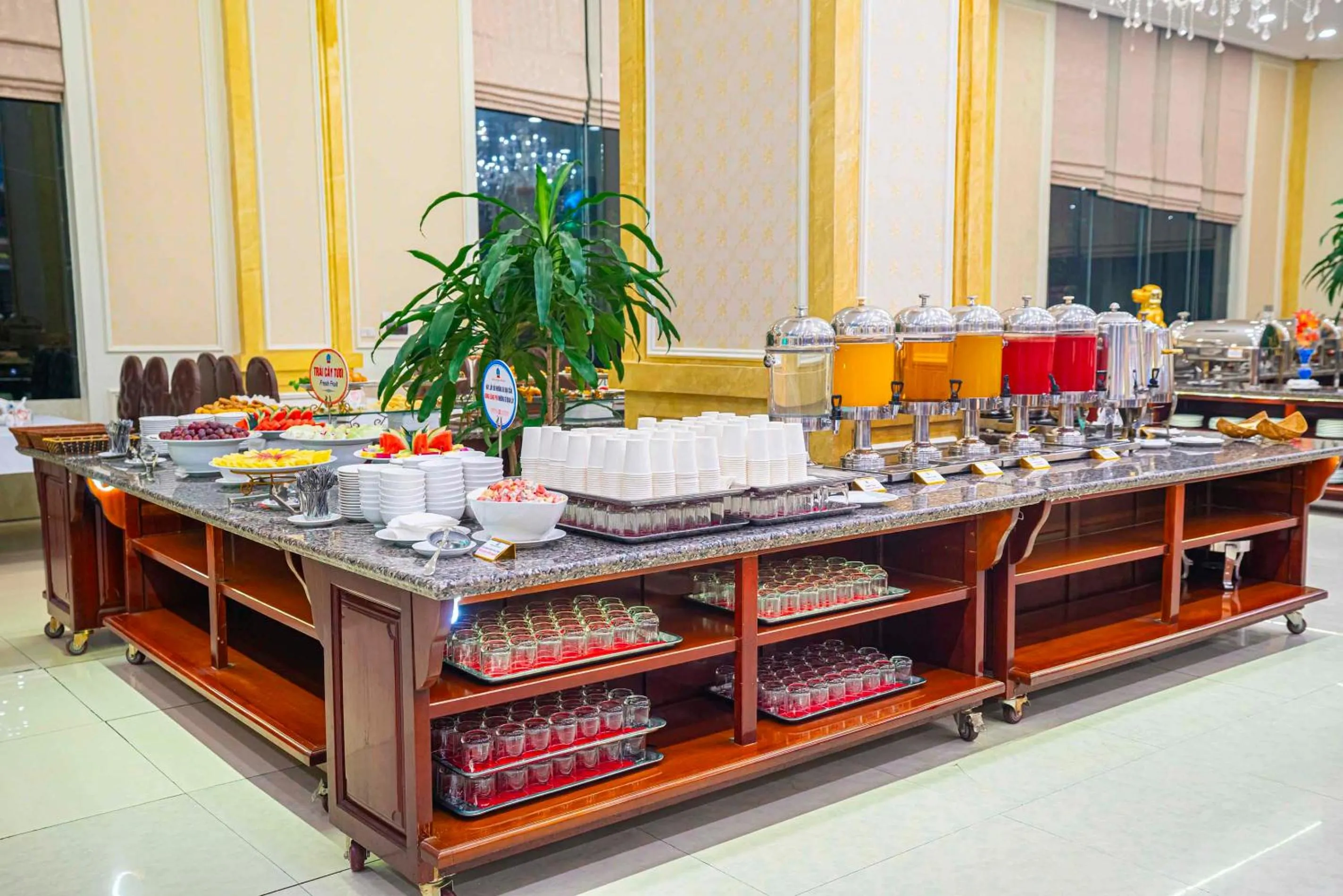 Breakfast in Hoang Son Peace Hotel