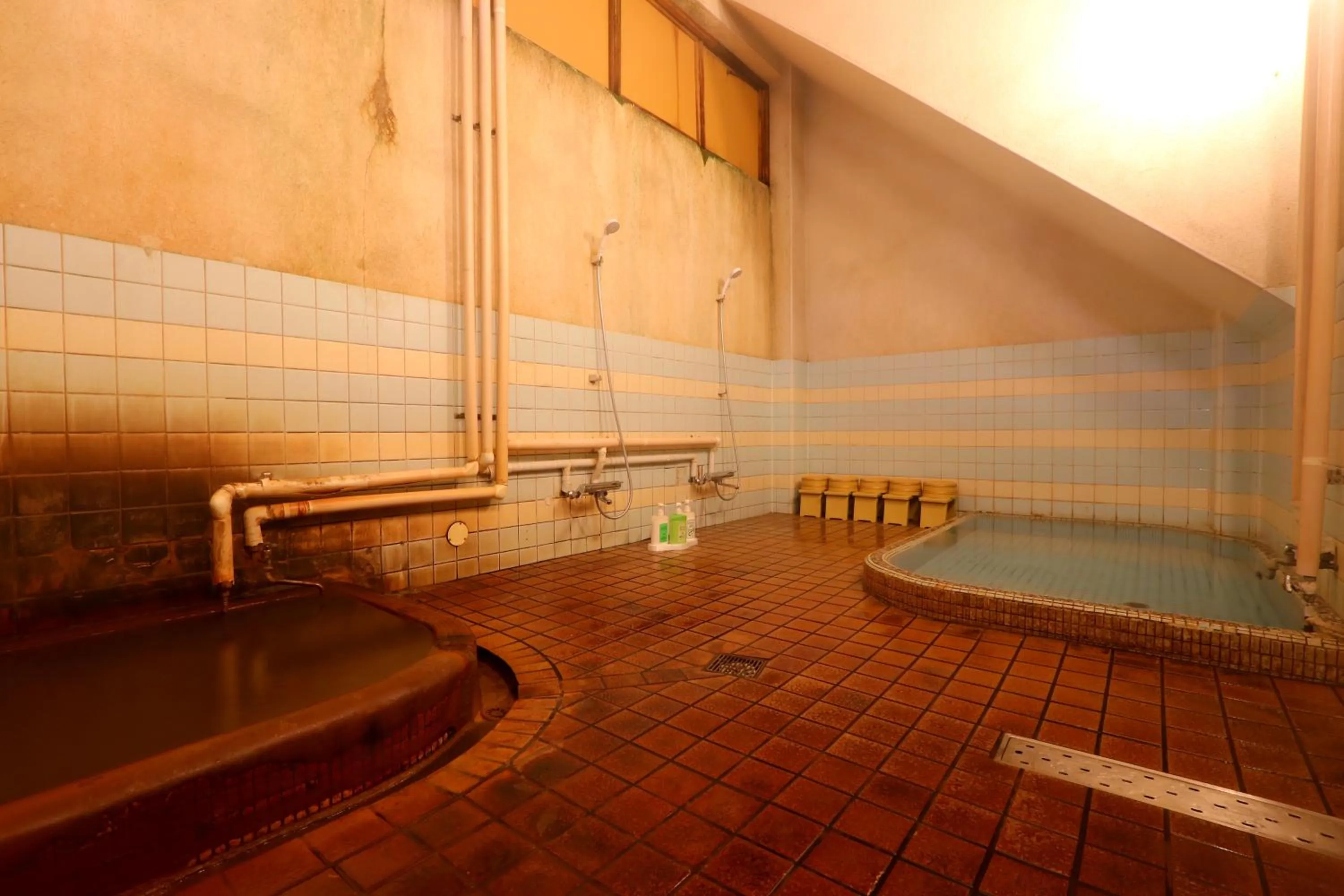 Hot Spring Bath in Kamiobo