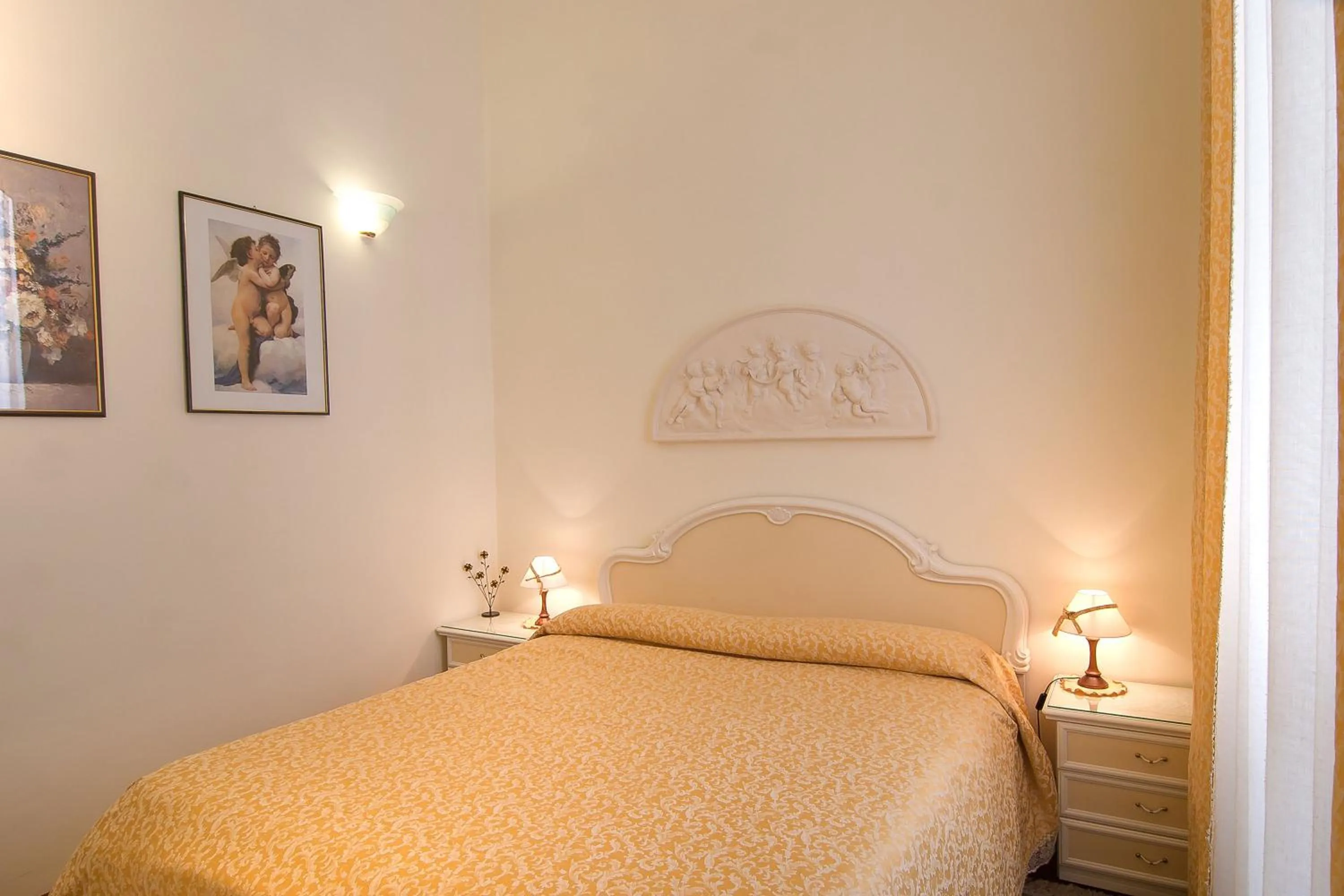 Bed in Alla Dolce Vita Roma Centro