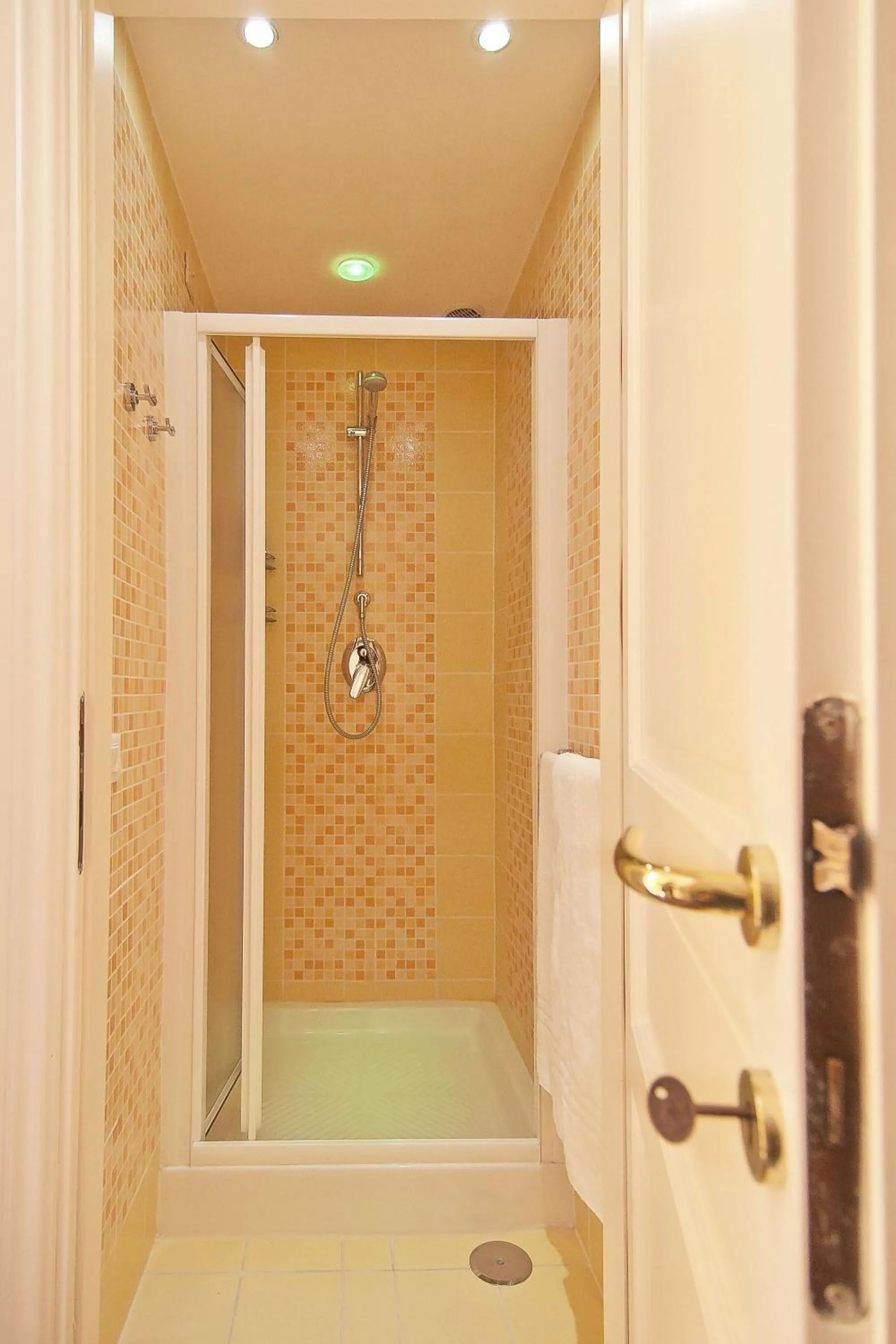 Bathroom in Alla Dolce Vita Roma Centro