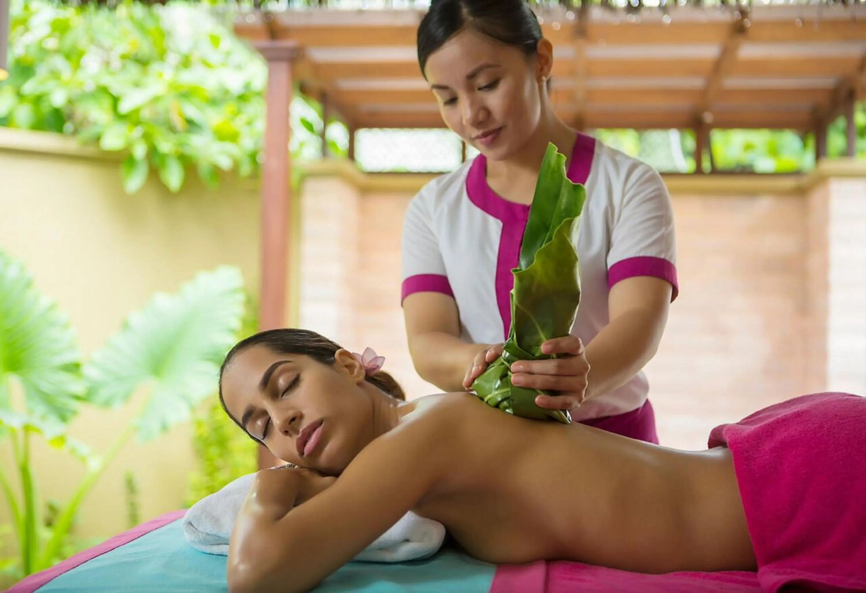 Massage in Sun Siyam Vilu Reef with Free Transfer