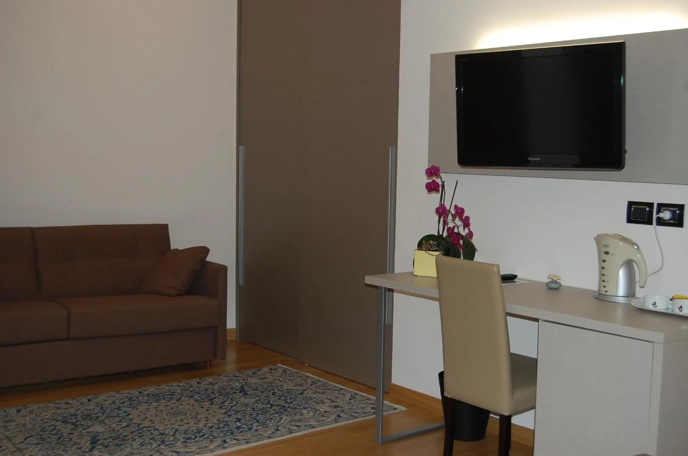 Decorative detail in Hotel Sporting