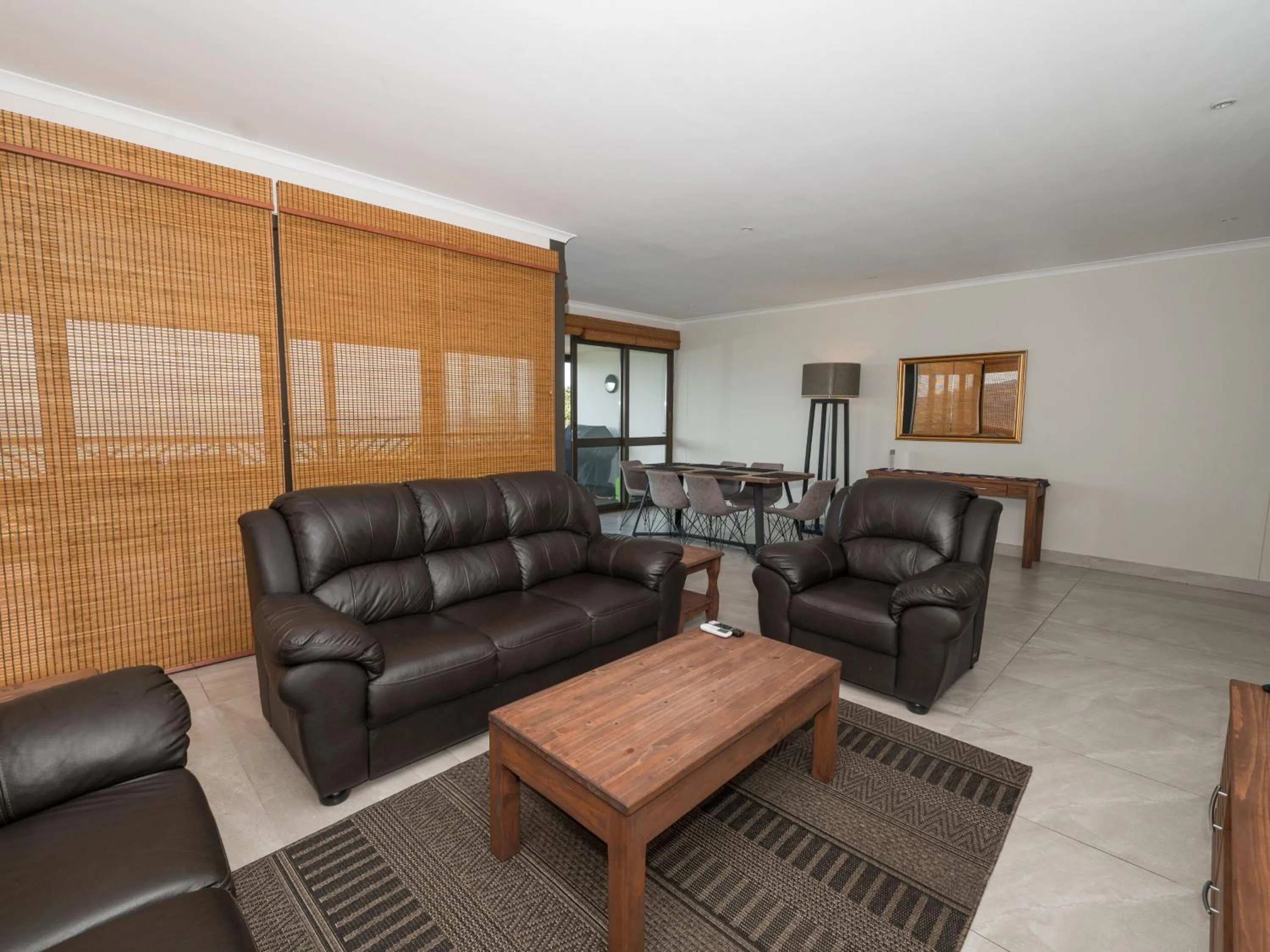Living room in ANEW Hotel Ocean Reef Zinkwazi
