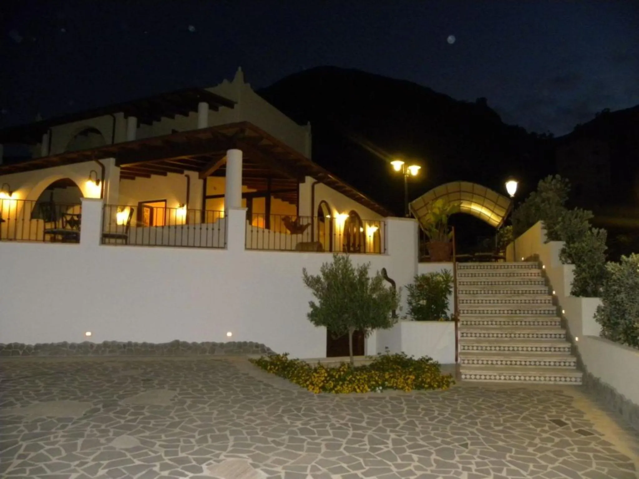 Property building in Hotel Borgo Eolie