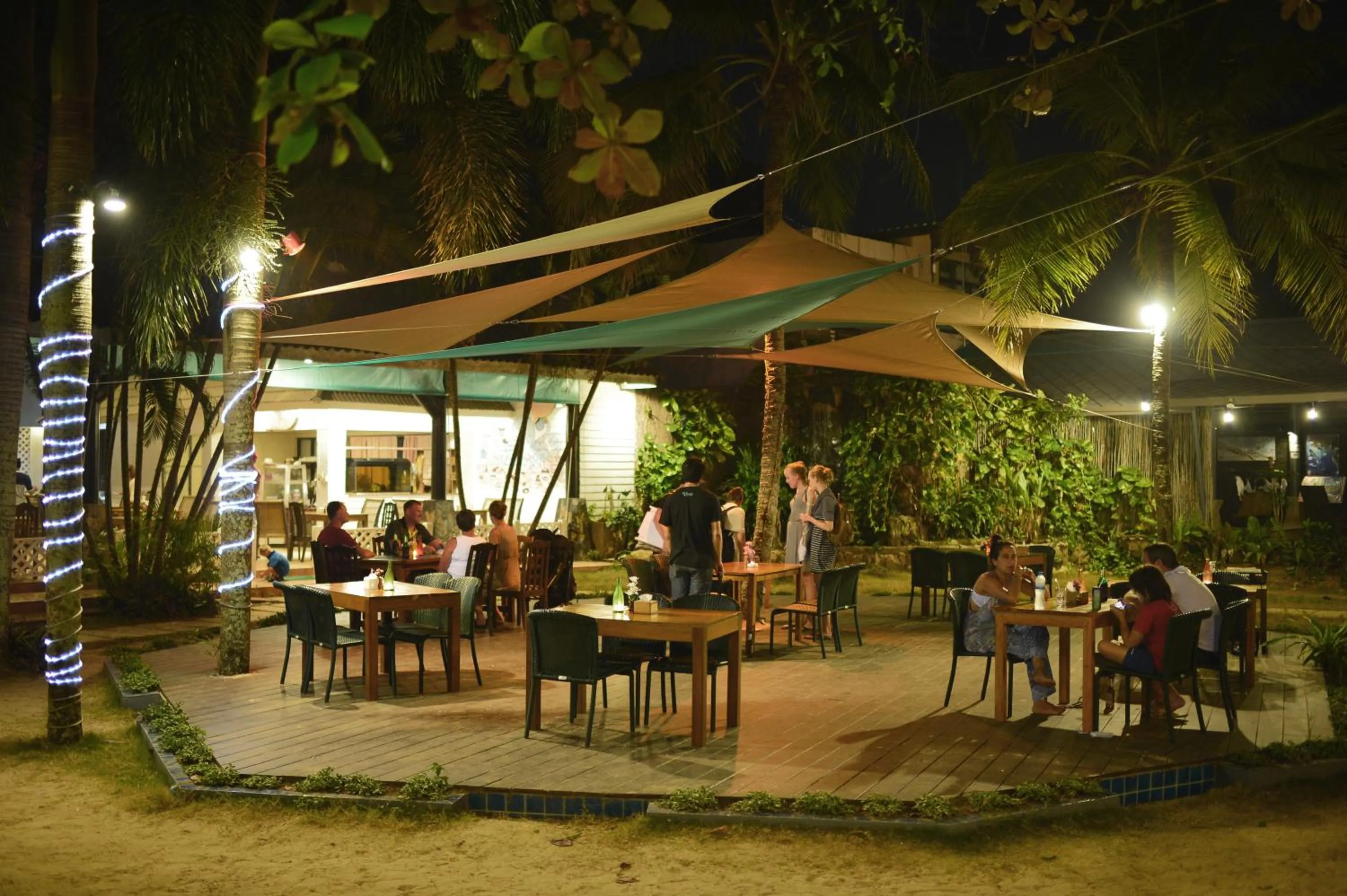 Restaurant/places to eat in Koh Mak Resort