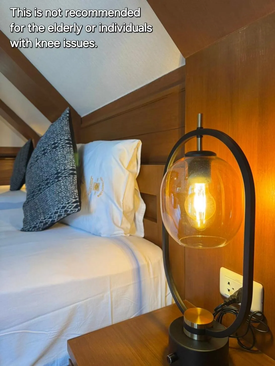 Property building, Bed in The Twenty Lodge