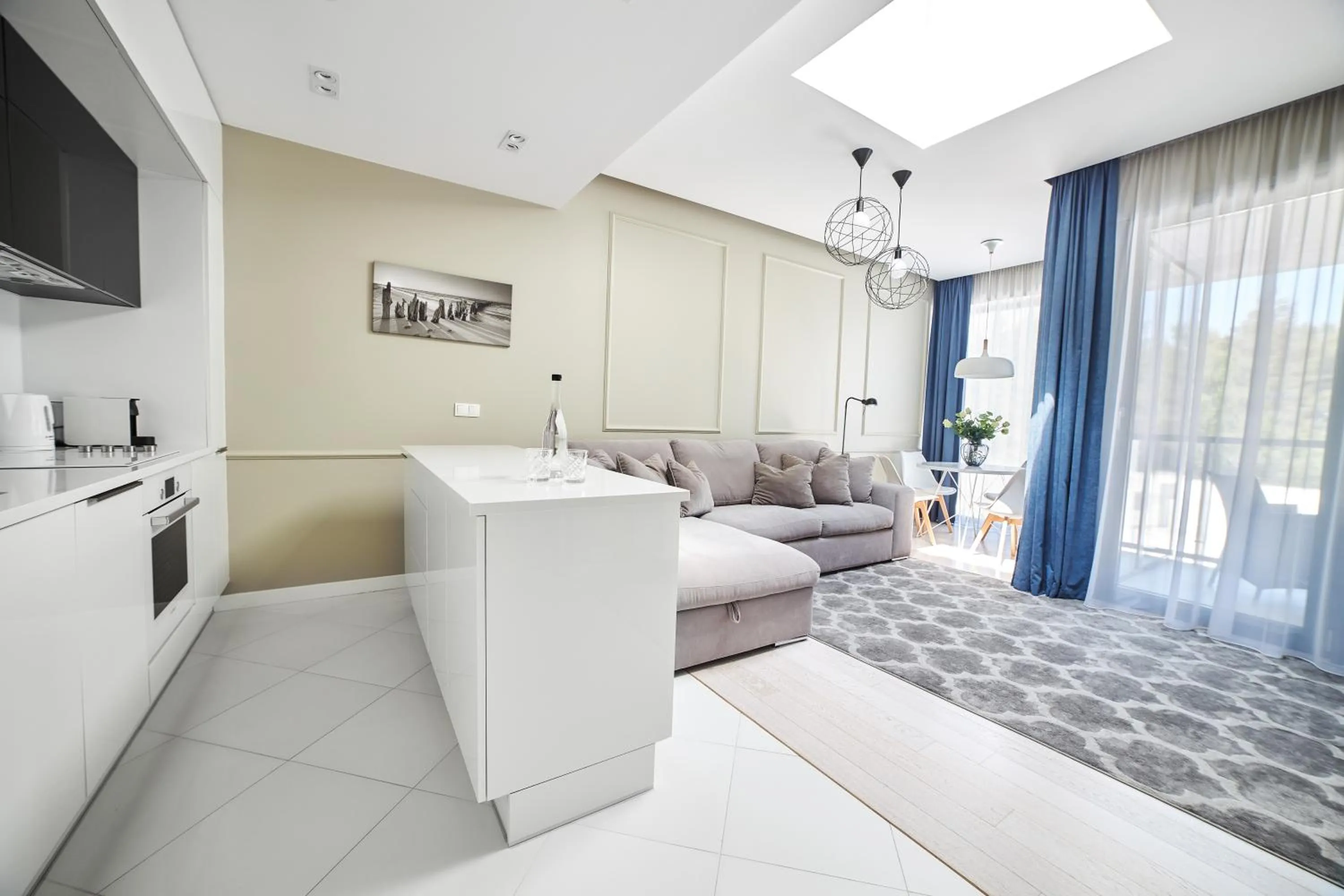 Kitchen or kitchenette, Bed in Dune Beach Resort