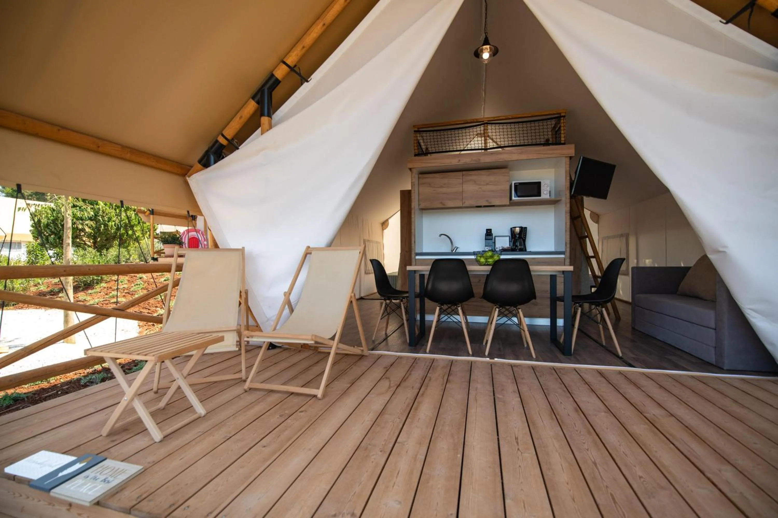 Balcony/Terrace in Arena One 99 Glamping