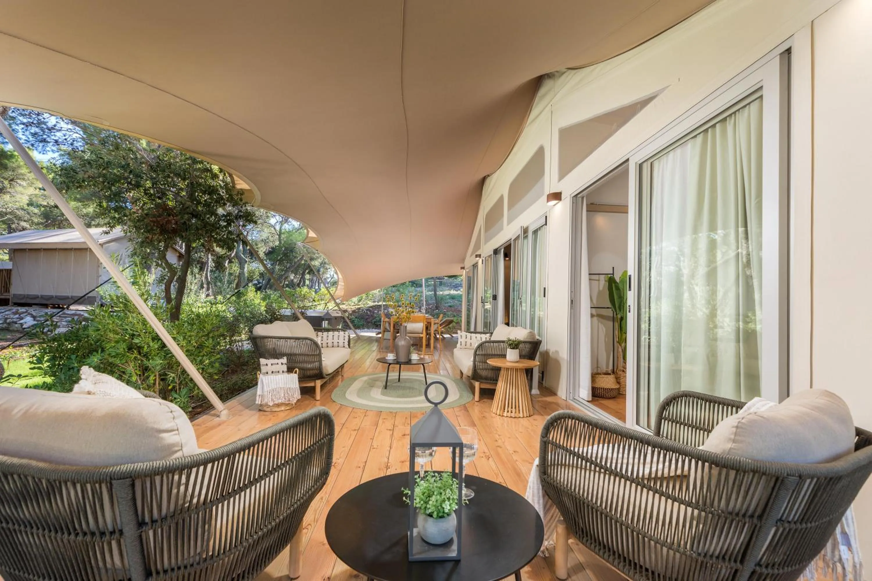 Lobby or reception in Arena One 99 Glamping