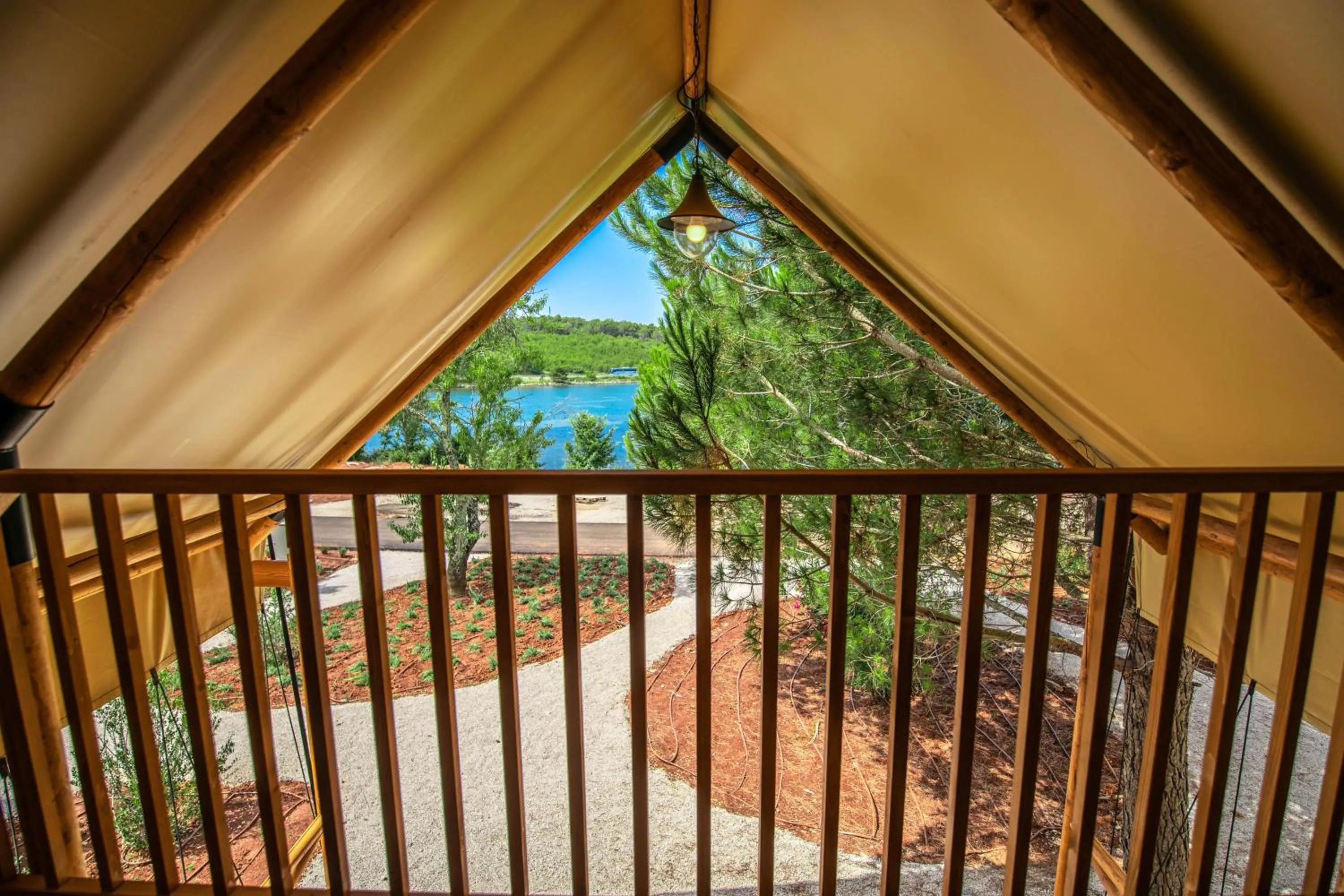 Photo of the whole room in Arena One 99 Glamping