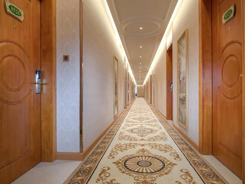 Vienna Hotel Shenzhen Longshen Subway Station