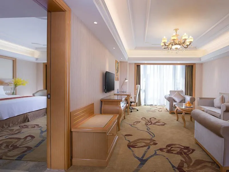 Bed in Vienna International Hotel Foshan Beijiao New City Meidi Headquarter