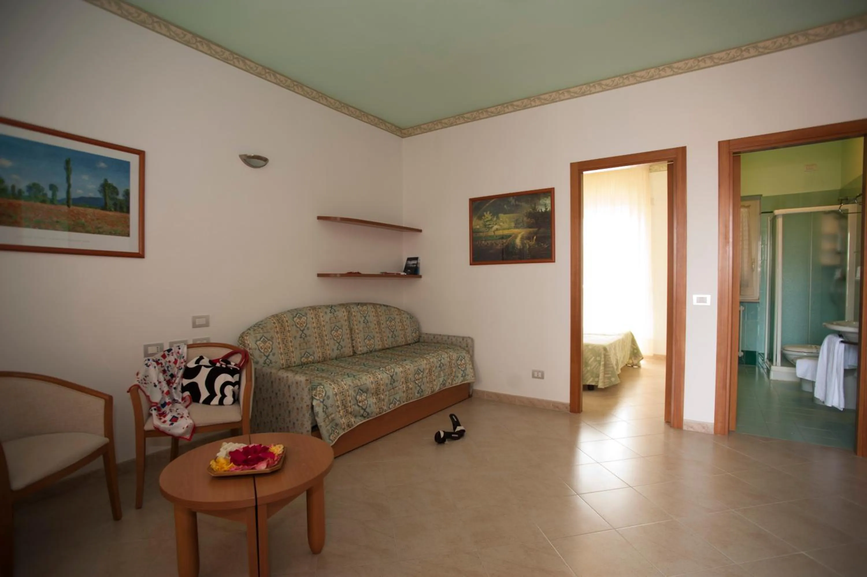 Living room in Oasiclub Hotel