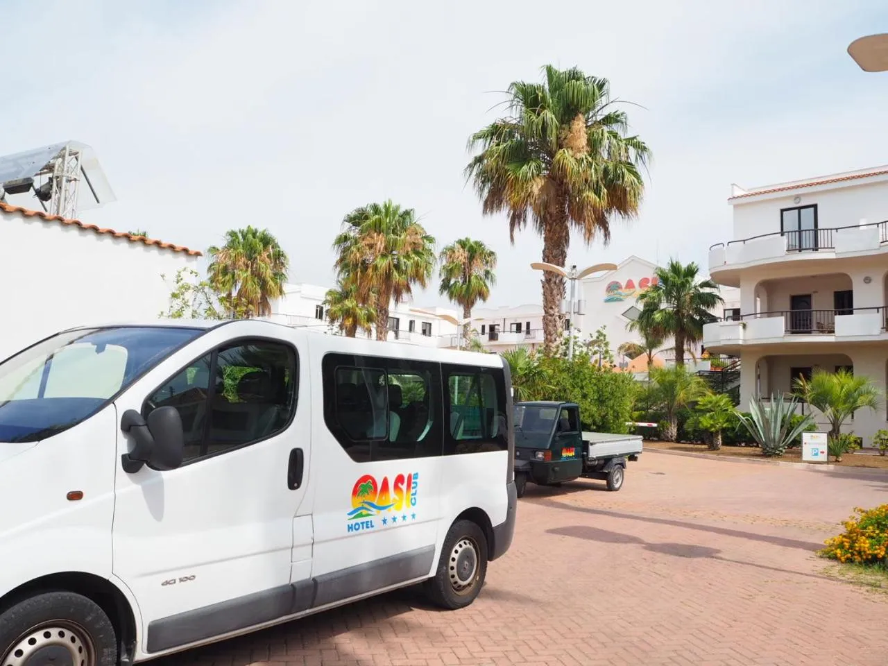 Area and facilities in Oasiclub Hotel