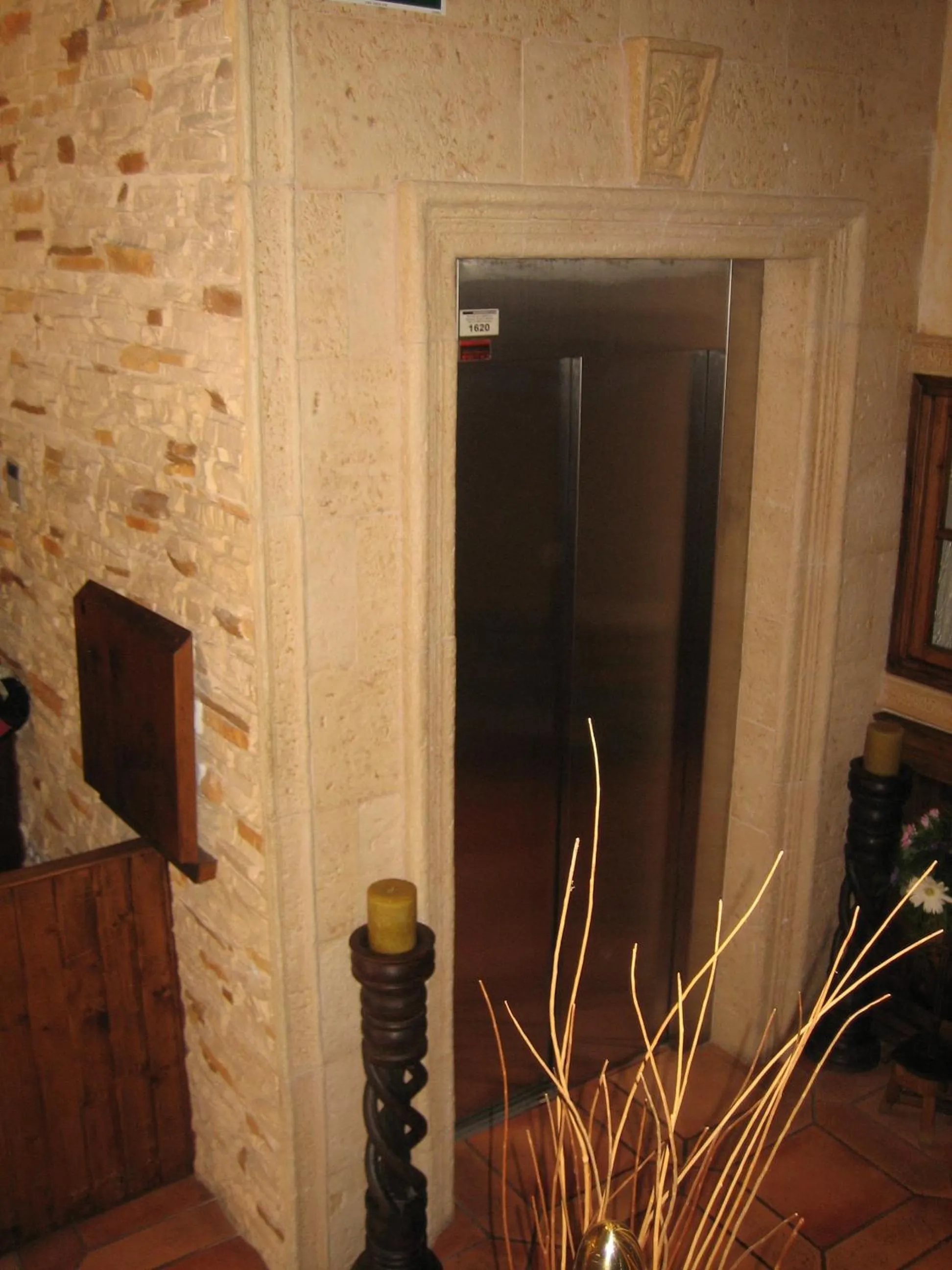 Decorative detail in Hotel Doña Isabel