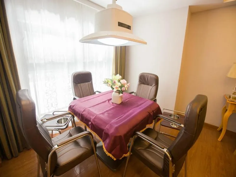 Vienna Hotel Huizhou Dahuxi